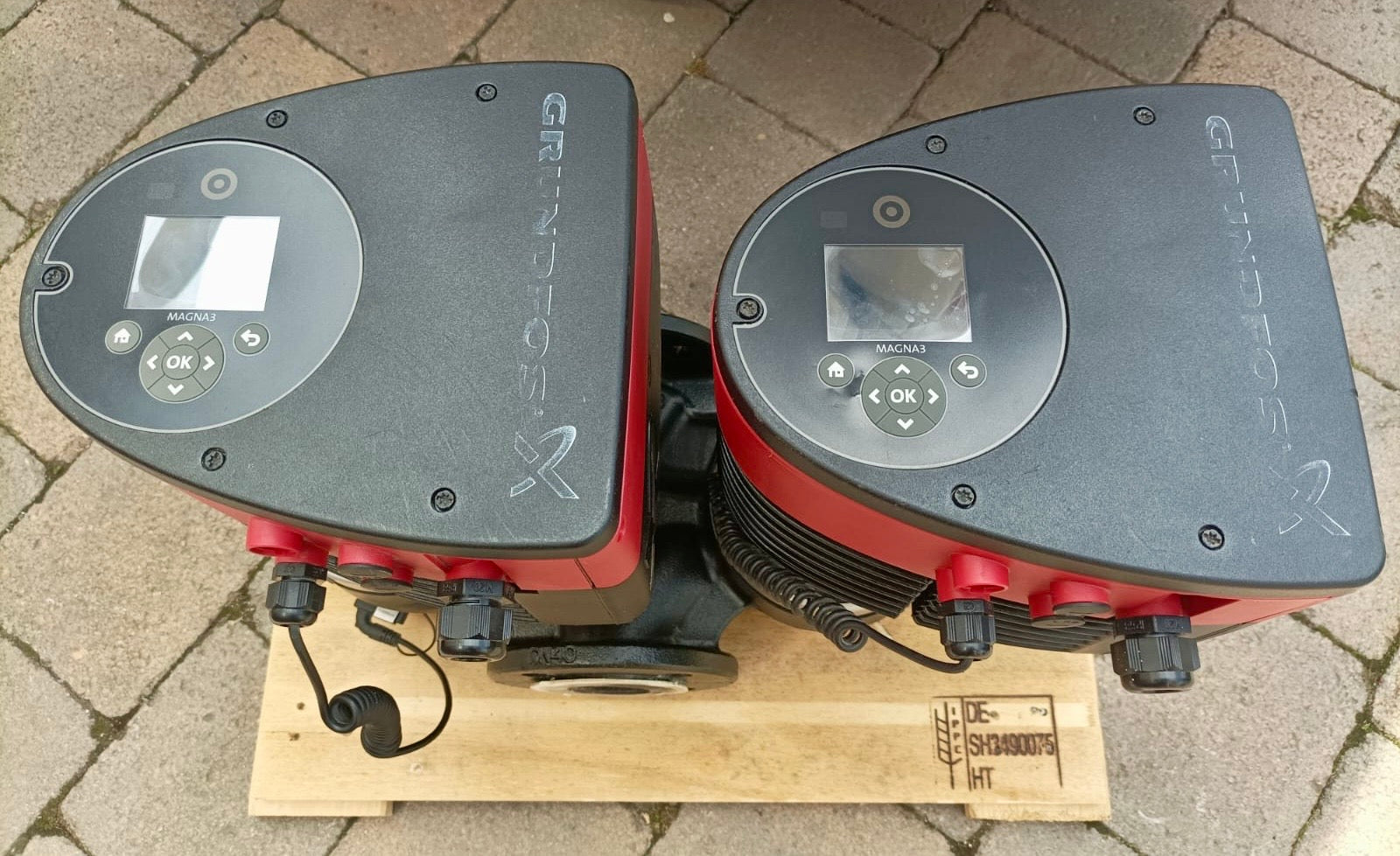 Grundfos Magna3 D 40-100F 1PH Flanged Pump Heating Circulator 240v 97924464 Model A #4233 USED