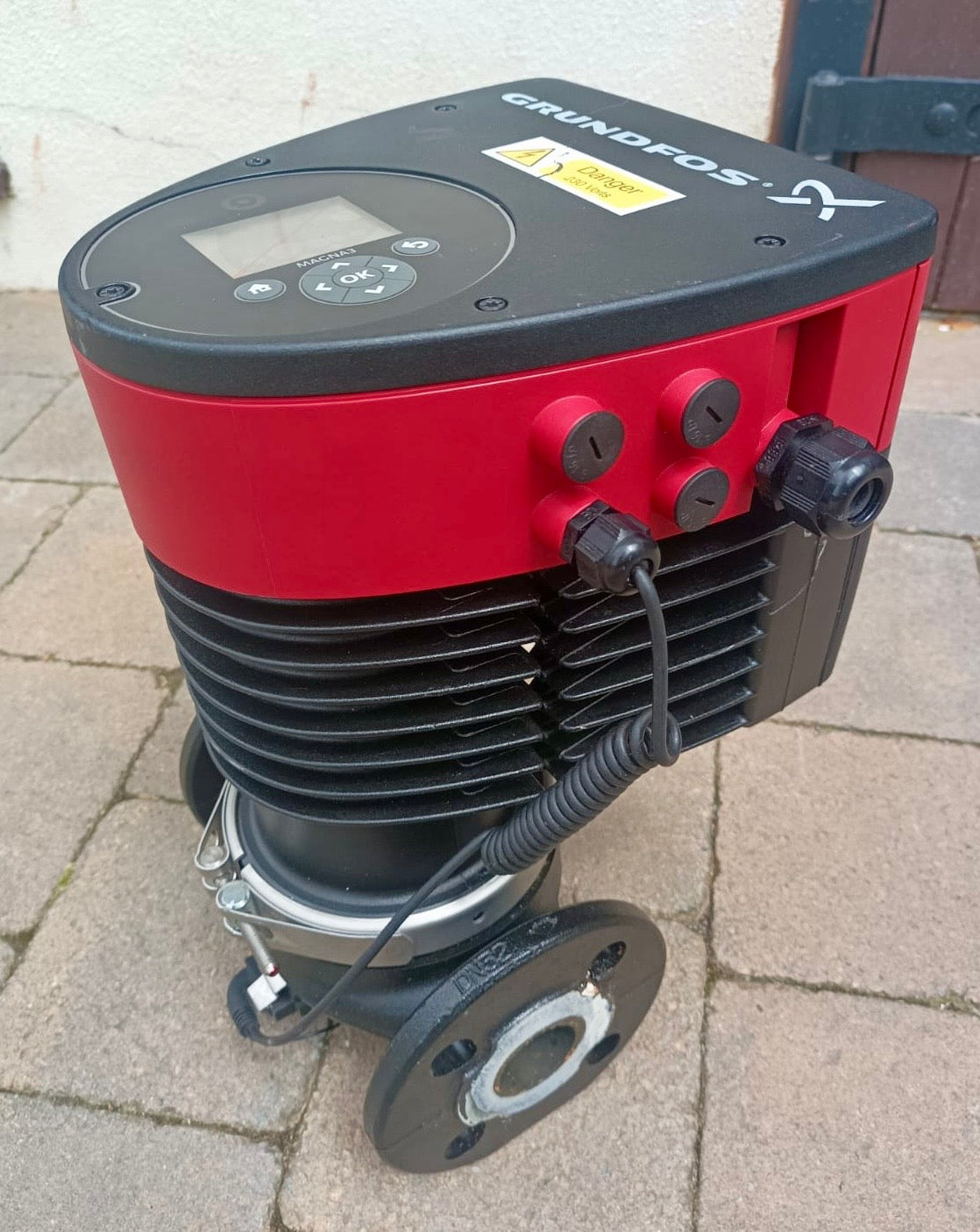 Grundfos Magna3 32-120F 1PH Flanged Pump Heating Circulator 240v 97924259 #4190