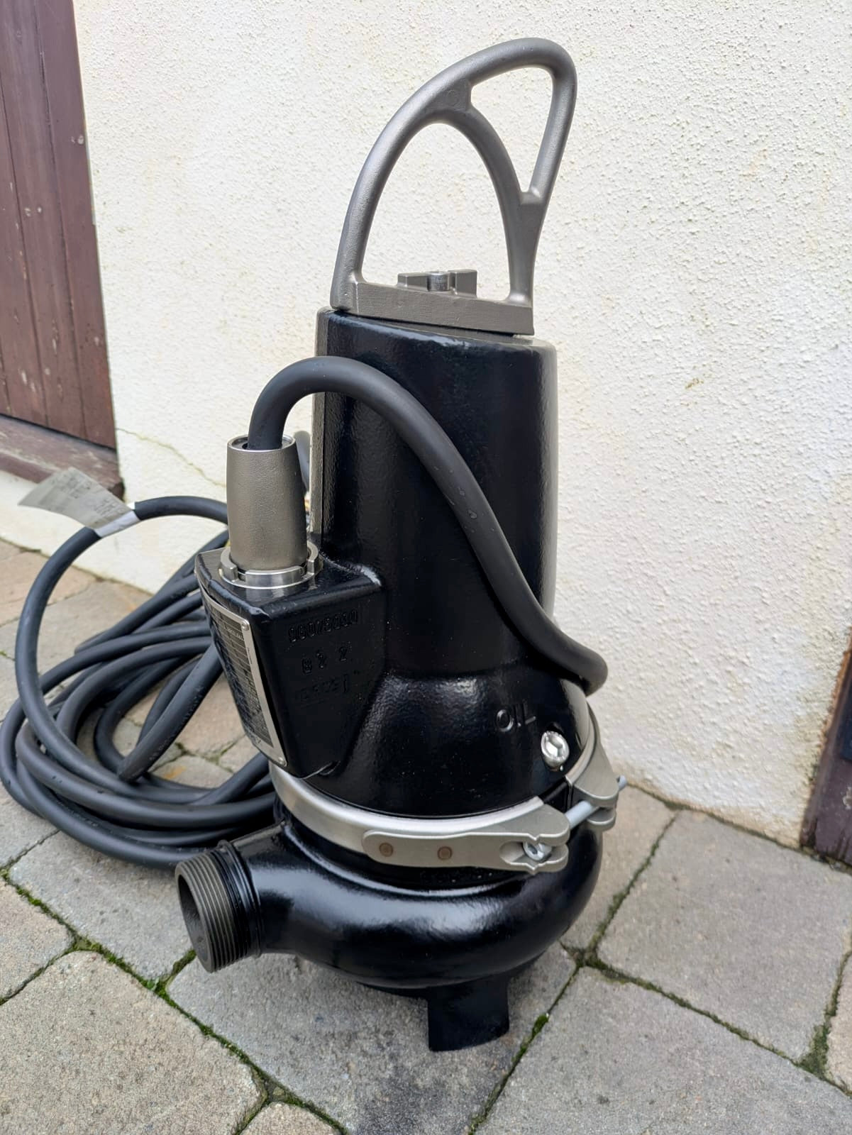 Grundfos EF30.50.09.2.1.502 96115111 0.9 kW 240v Submersible Waste Pump Dn50 #4508