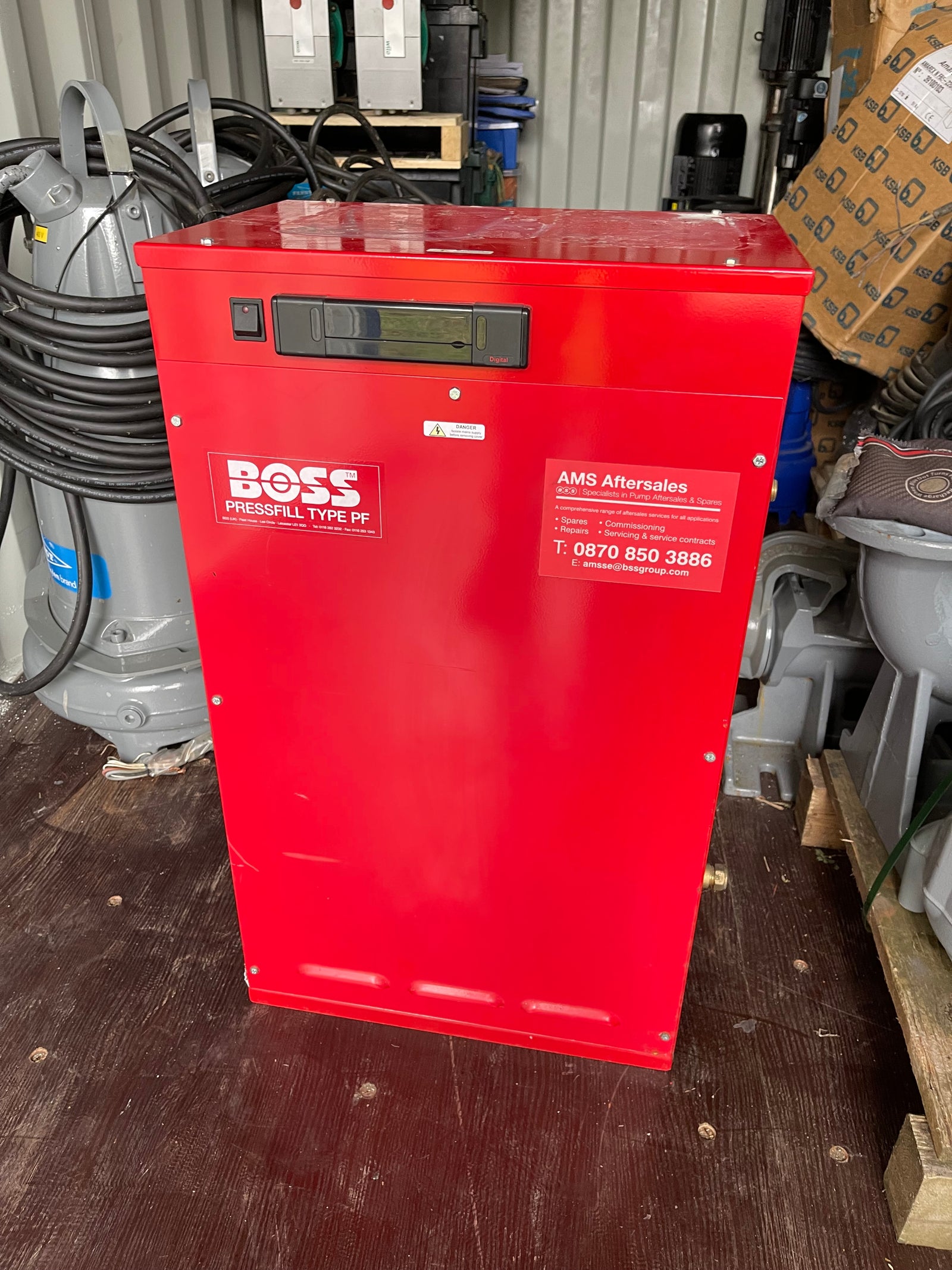 Boss Pressfill PF1-8E 8 bar Single pump pressurisation unit 240v #3819