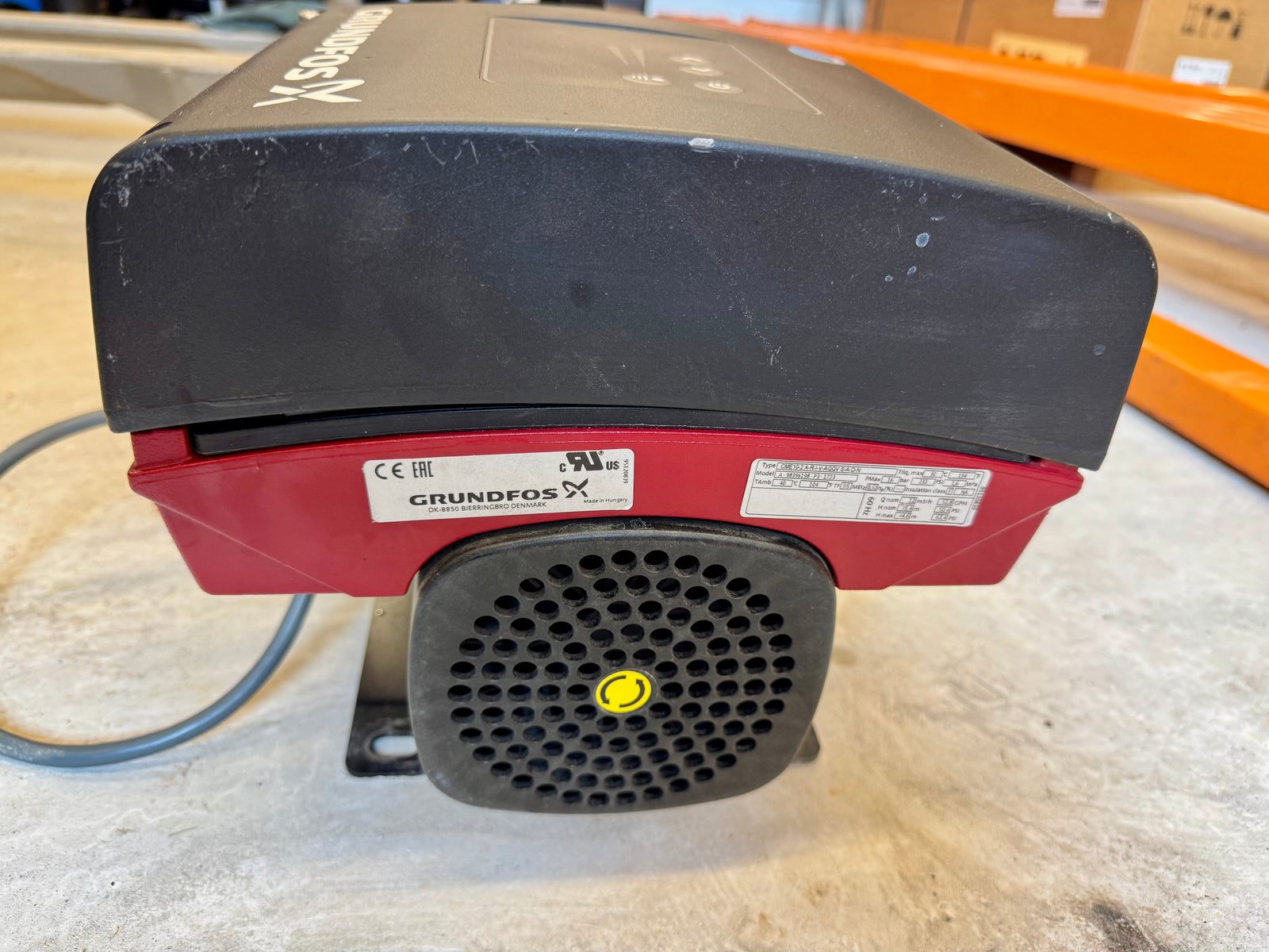 Grundfos CME 10-2 A-R-I-V-AQQV S-A-D-N Horizontal Multistage Pump 415v 2.2kW 98396198 #4755 USED