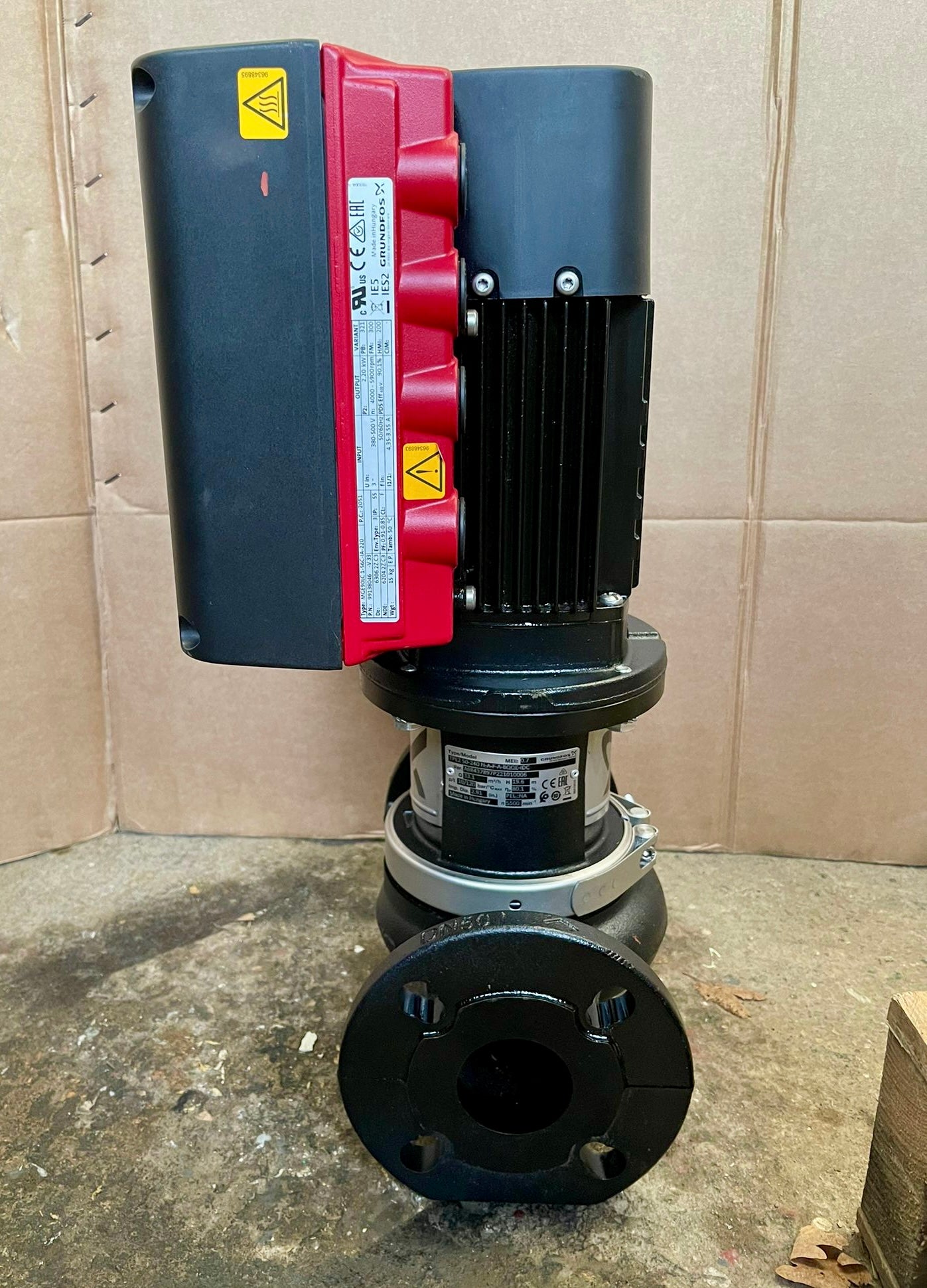 Grundfos TPE2 50-240 N-A-F-A-BQQE-IYC Circulator Pump 415V 2.2kW 98437897 #4874