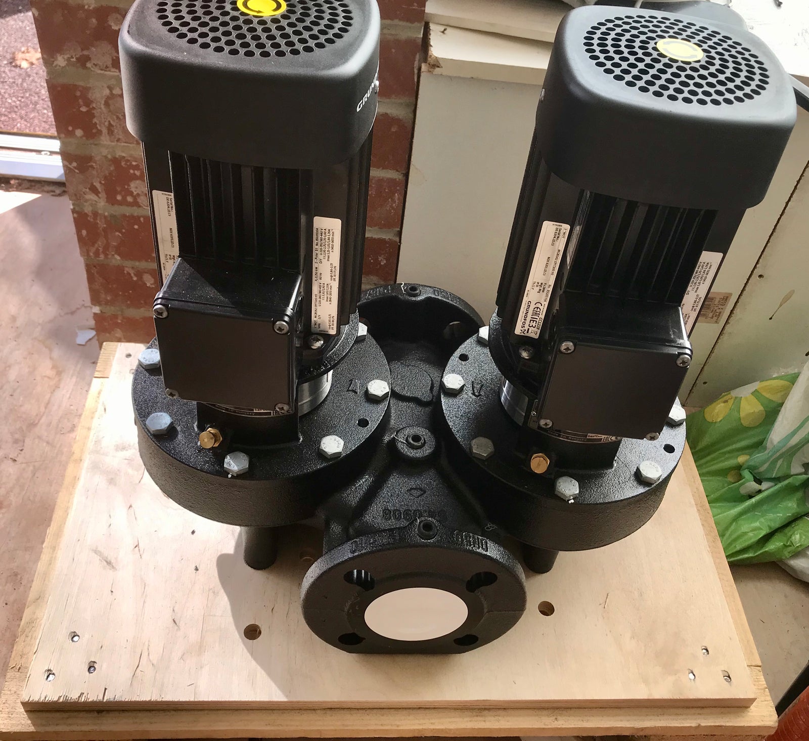 Grundfos TPD 50-120/2 A-F-A BQQE circulator Pump 98957982 415v #3473