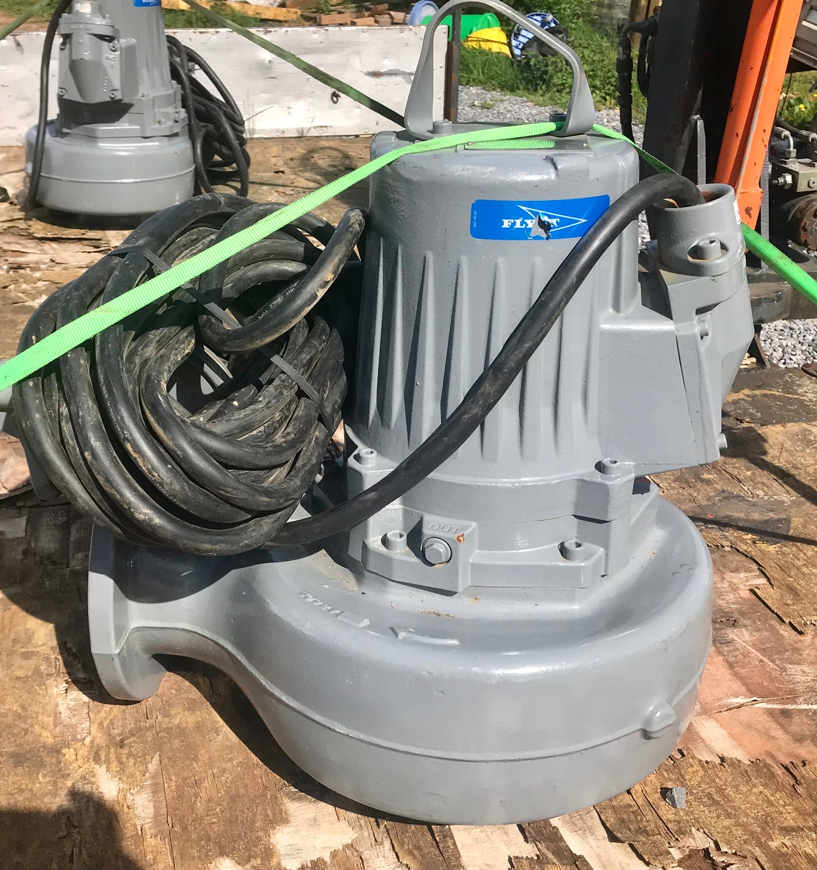 Flygt NP 3127.161 425 5.9kw LT submersible waste water pump DN150 #2500