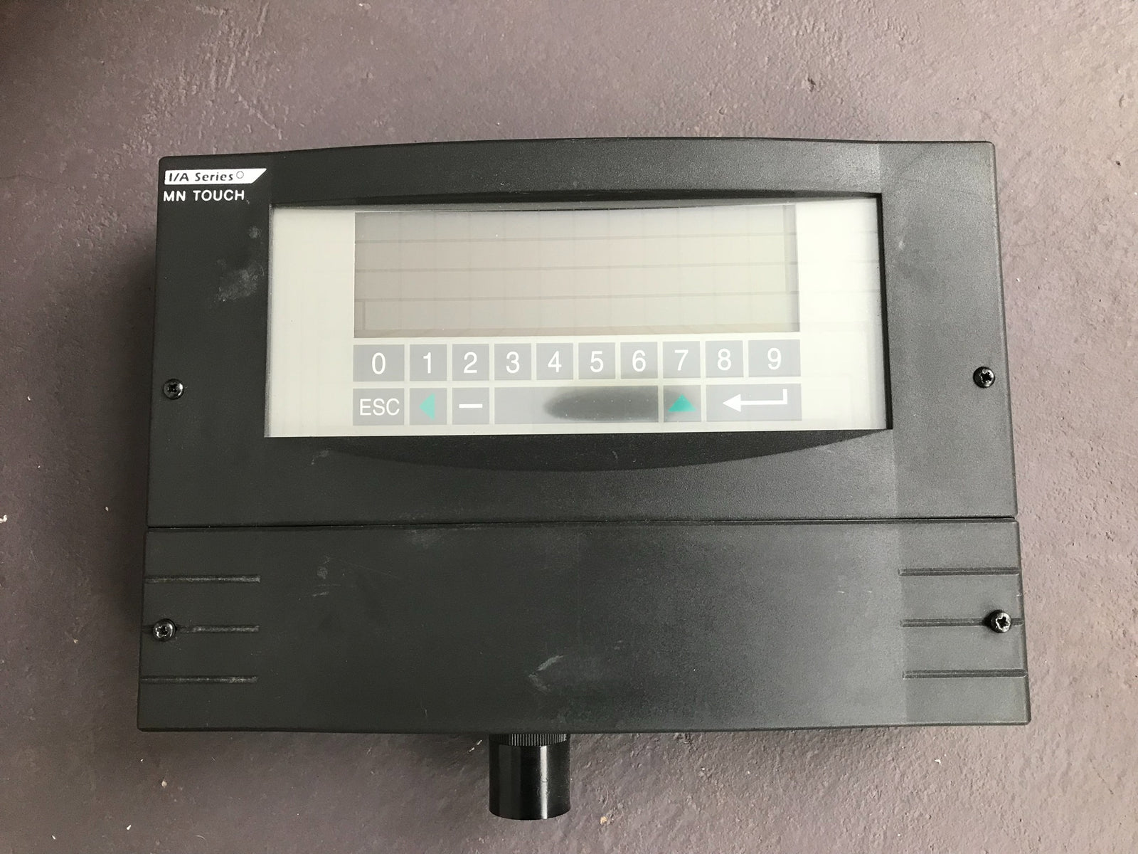 Schneider Satchwell Ivensys MN50-TS Touch Screen Intelligent Controller #777