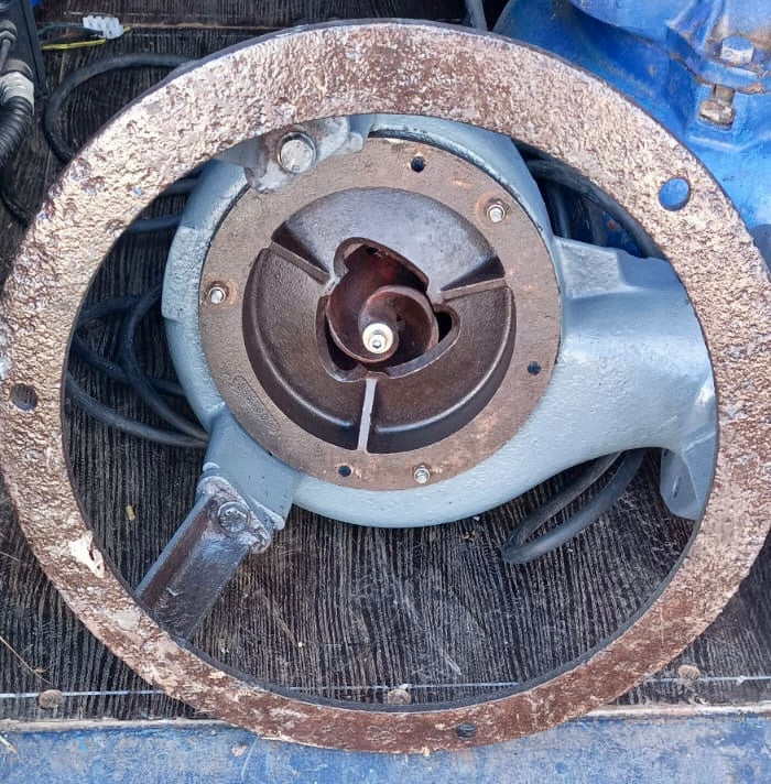 Flygt FS 3085.181 LT 490 2KW 3PH Submersible Sludge Chopper Pump DN80 #3838 USED