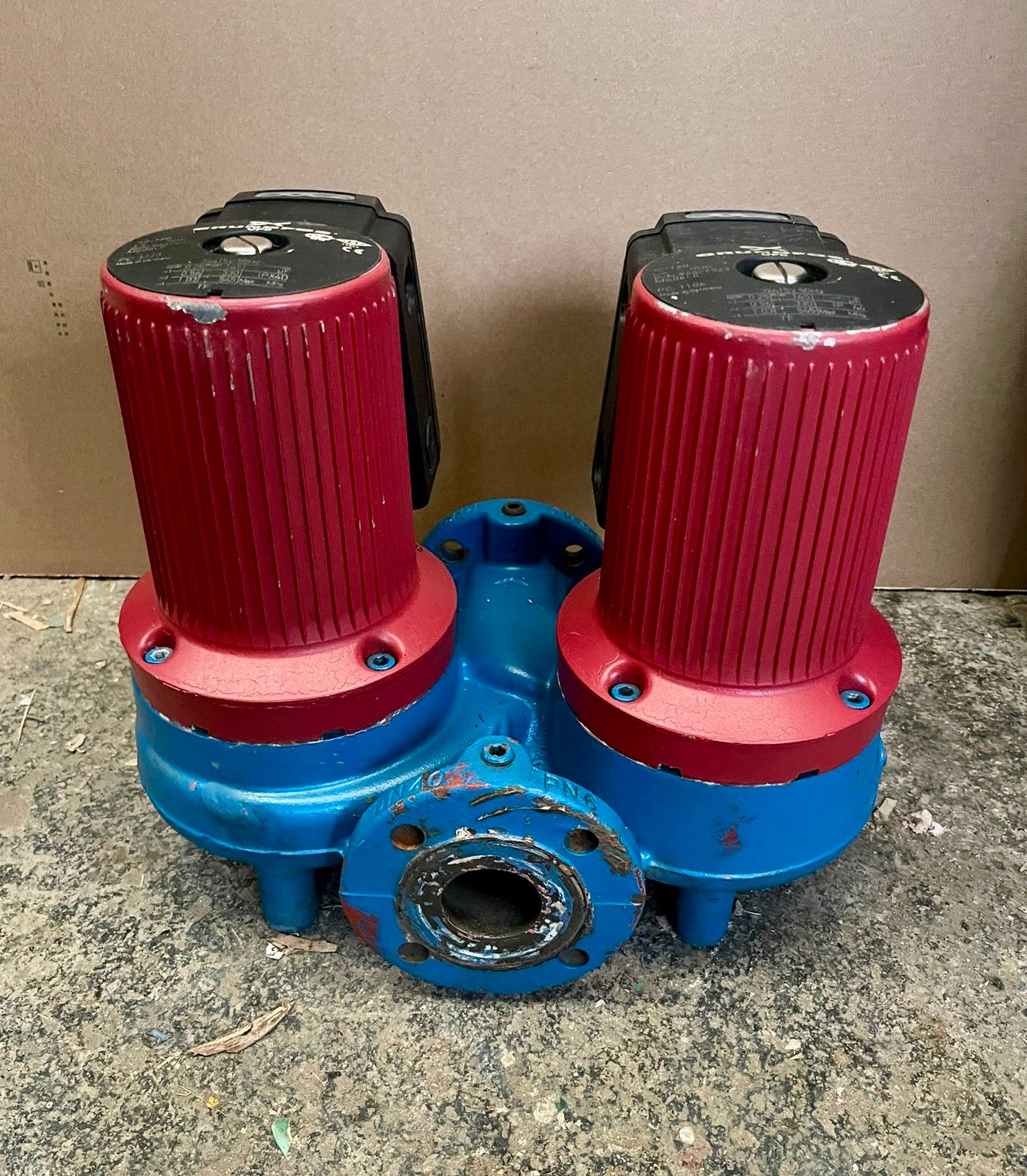 Grundfos UPCD 40-120 F Flanged Pump Heating Circulator 415v Dn40 96406323 #4881 USED