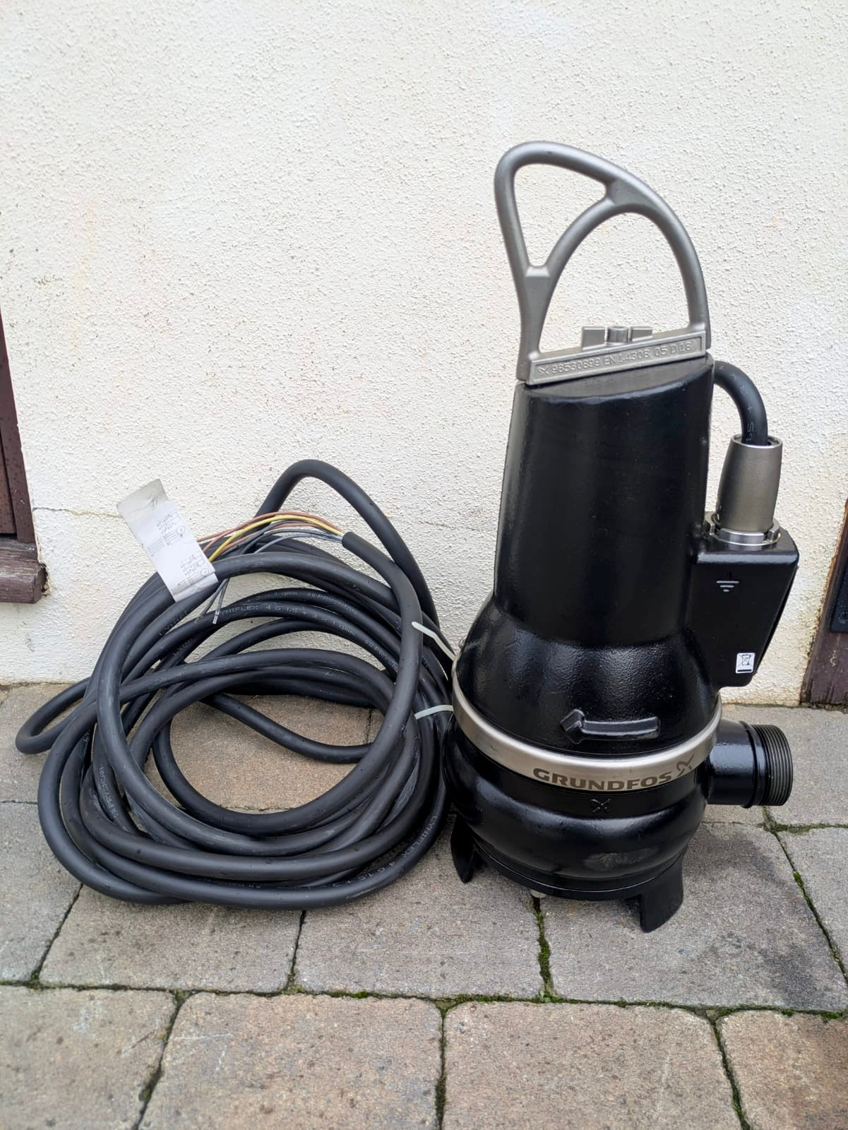 Grundfos EF30.50.09.2.1.502 96115111 0.9 kW 240v Submersible Waste Pump Dn50 #4508