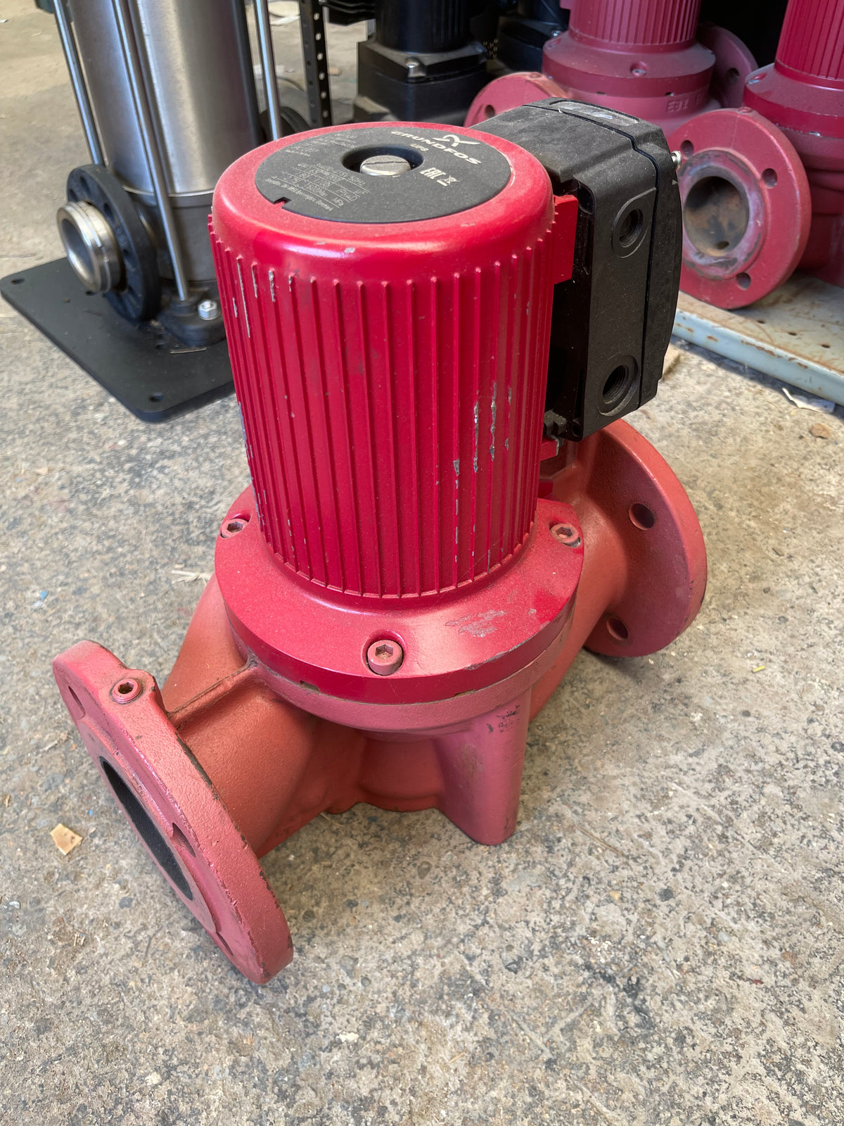 Grundfos UPS 80-120 F 360 415v 96402440 Heating Circulator Pump #4485 USED