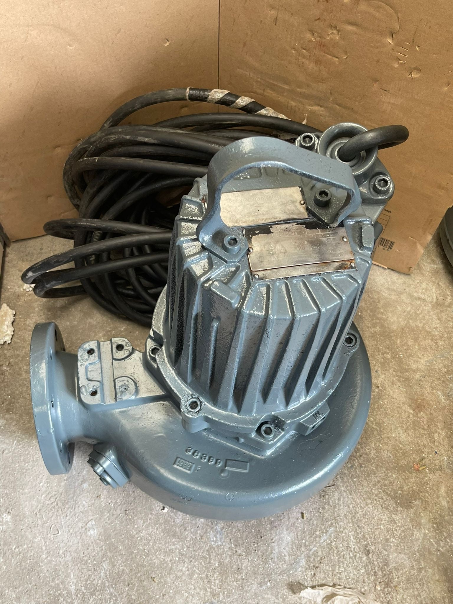 Flygt CS 3102.090 MT 435 3.1 kw 415v Submersible Waste Pump #5033 USED