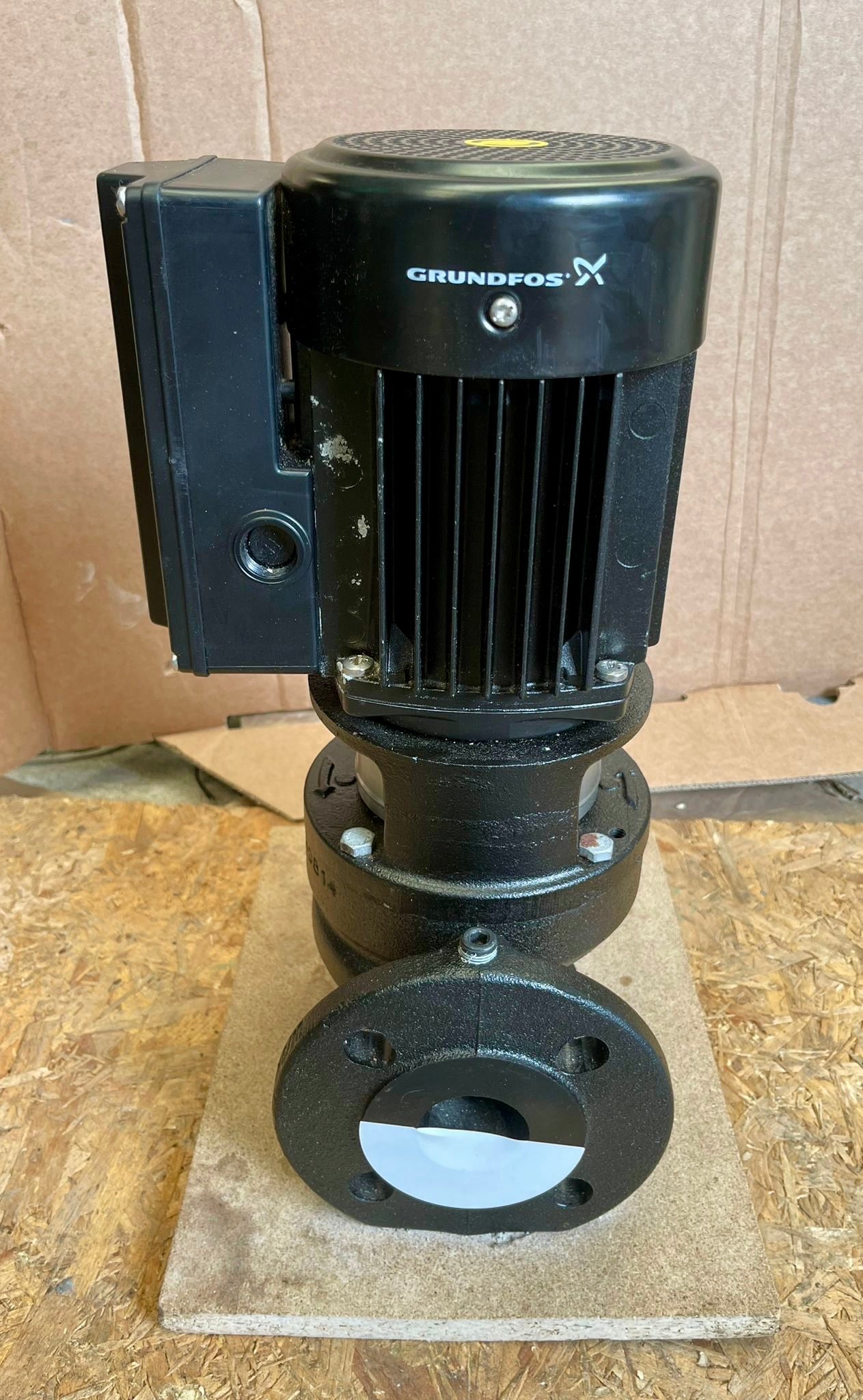 Grundfos TP 40-120/2 A F A BUBE 0.37KW SINGLE STAGE IN LINE 240v 96401953 #4948