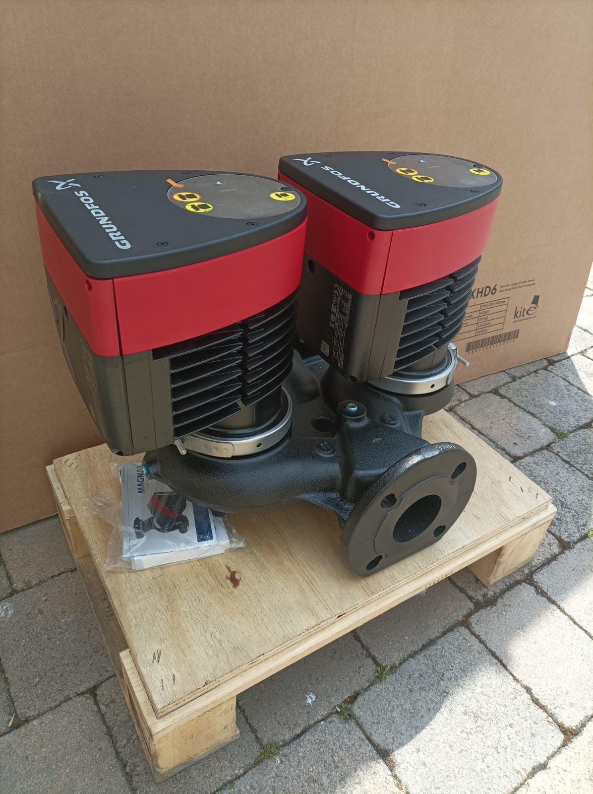 Grundfos Magna1D 65-120F 340 Flanged Pump Heating Circulator 240v 99221380 #4183