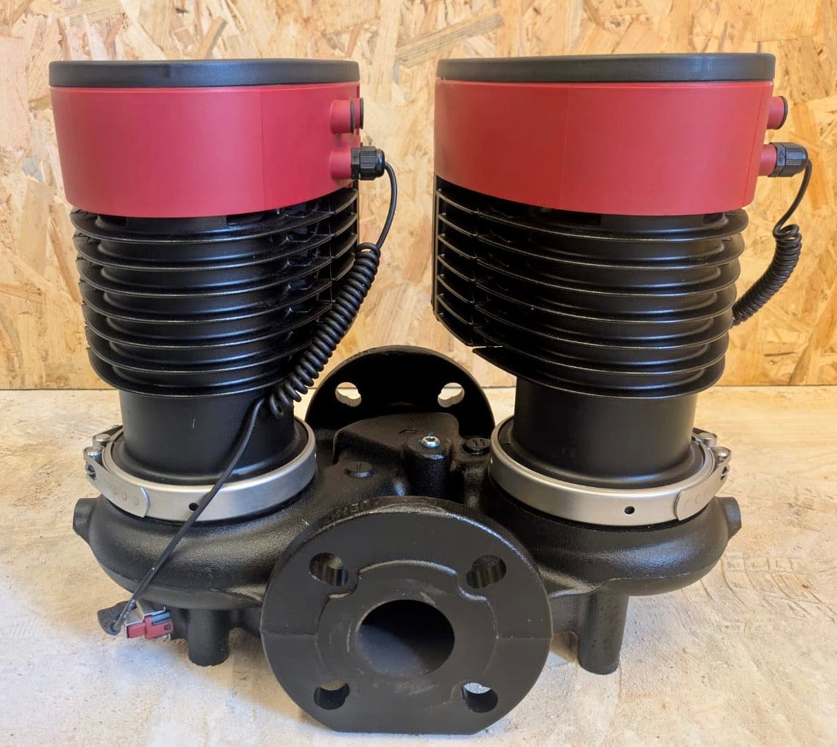 Grundfos Magna3 D 50-100 F Circulator Pump 230v 97924478 #4671 USED