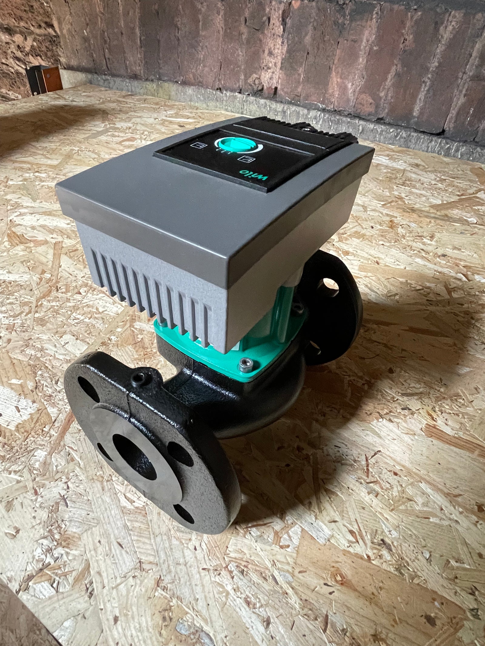 Wilo Yonos MAXO 40/0,5-4 Circulator Pump 2120645 220mm 240v #4502