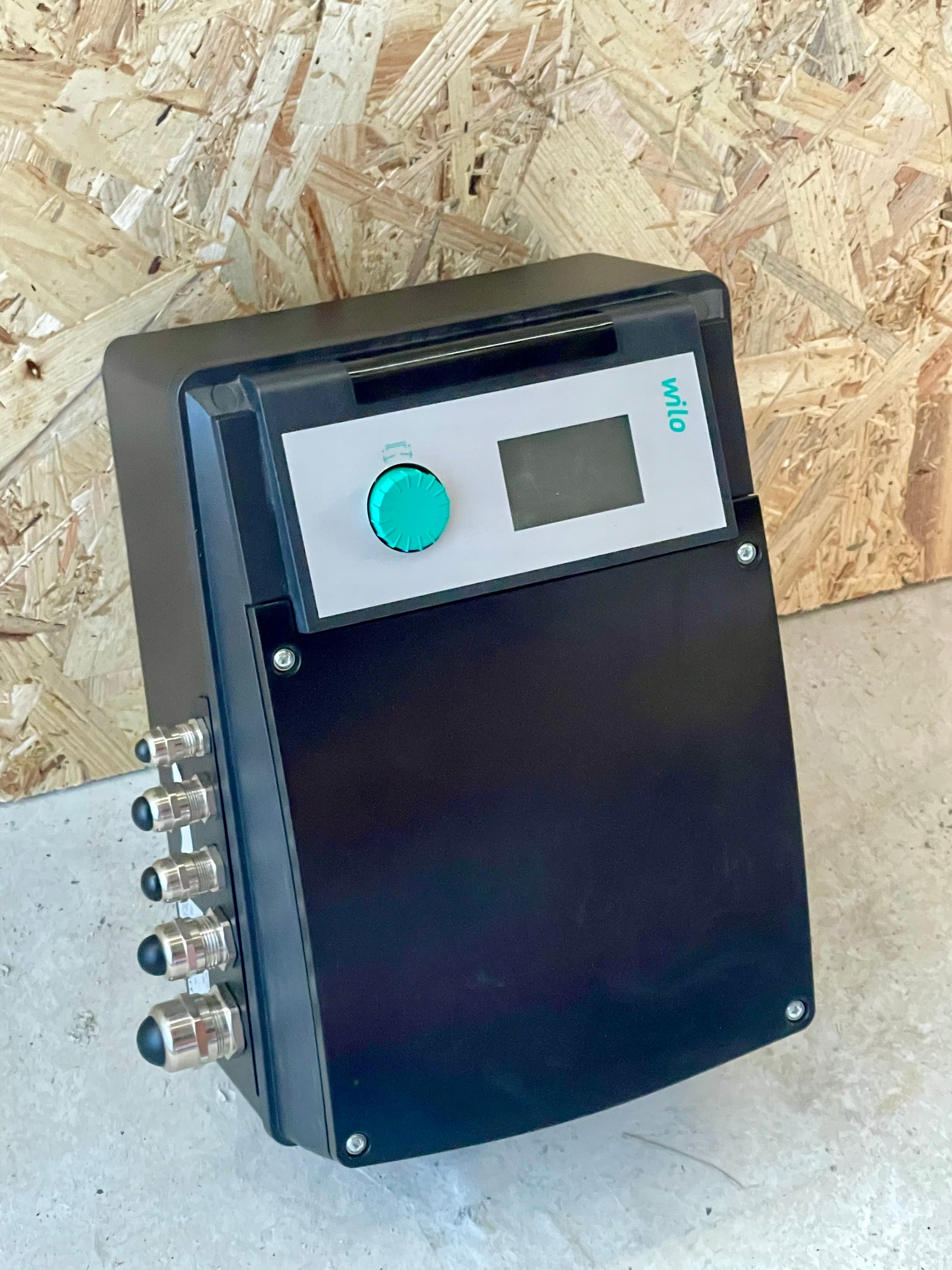 Wilo IL-E/DL-E 40/170-5,5/2 IE4 ELEC SET Inverter Pump Controller 415v 5.5kw 2178974 #4686