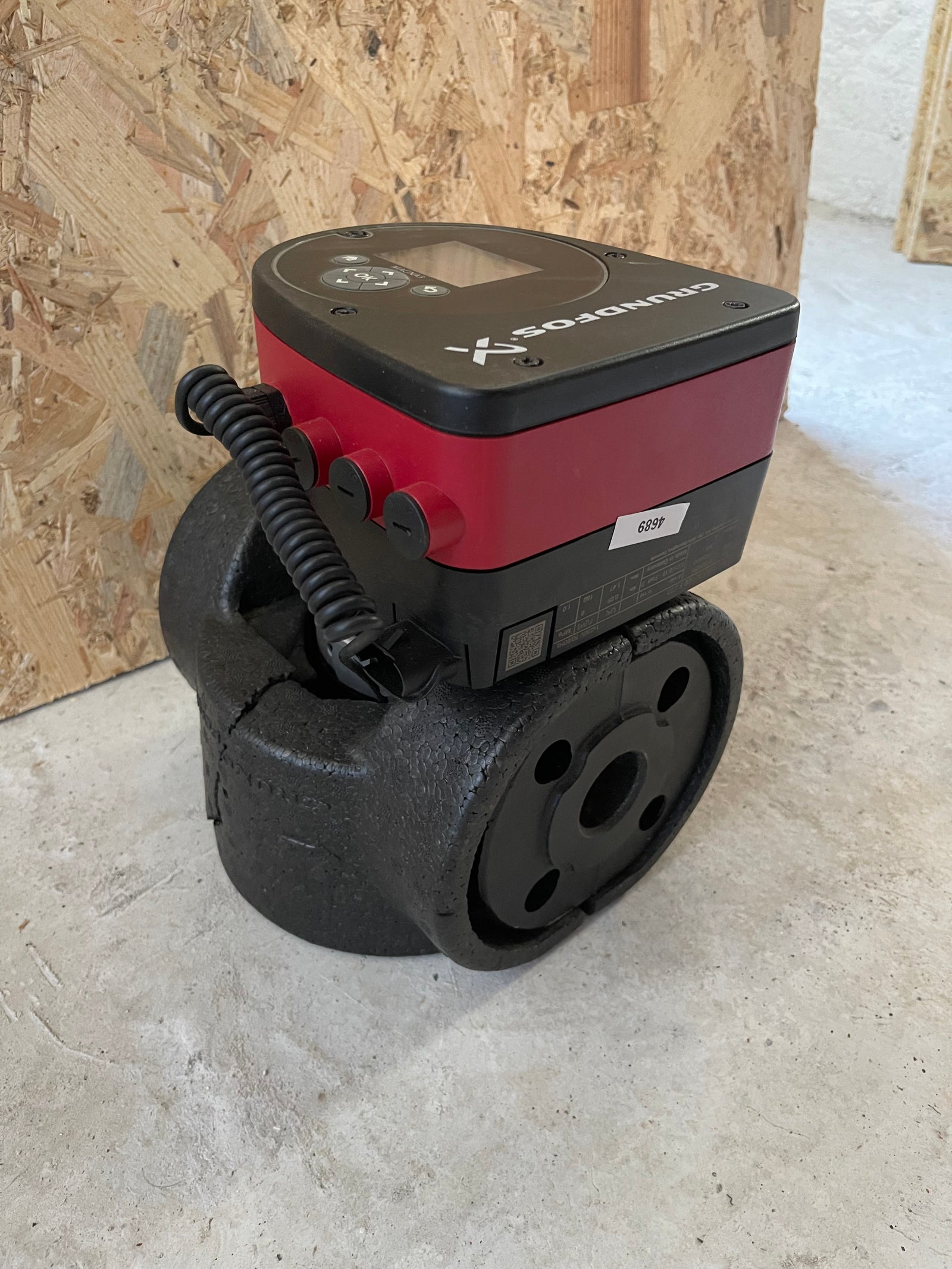 Grundfos Magna3 32-100F Flanged Pump Heating Circulator 240v 97924258 #4689 USED