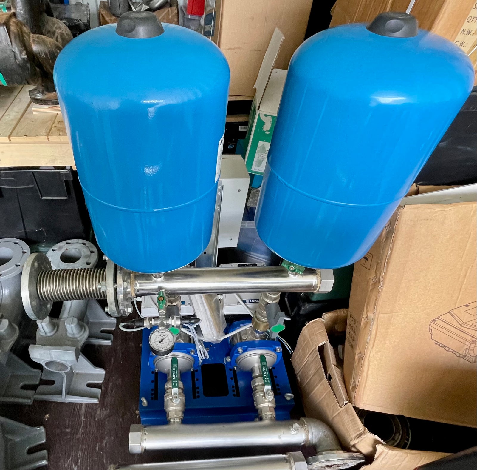 LOWARA SMB20/A/10HME03S15/M2/UK – 1003100507 5 BAR Booster Pump Set 1.5kW 240v #3760