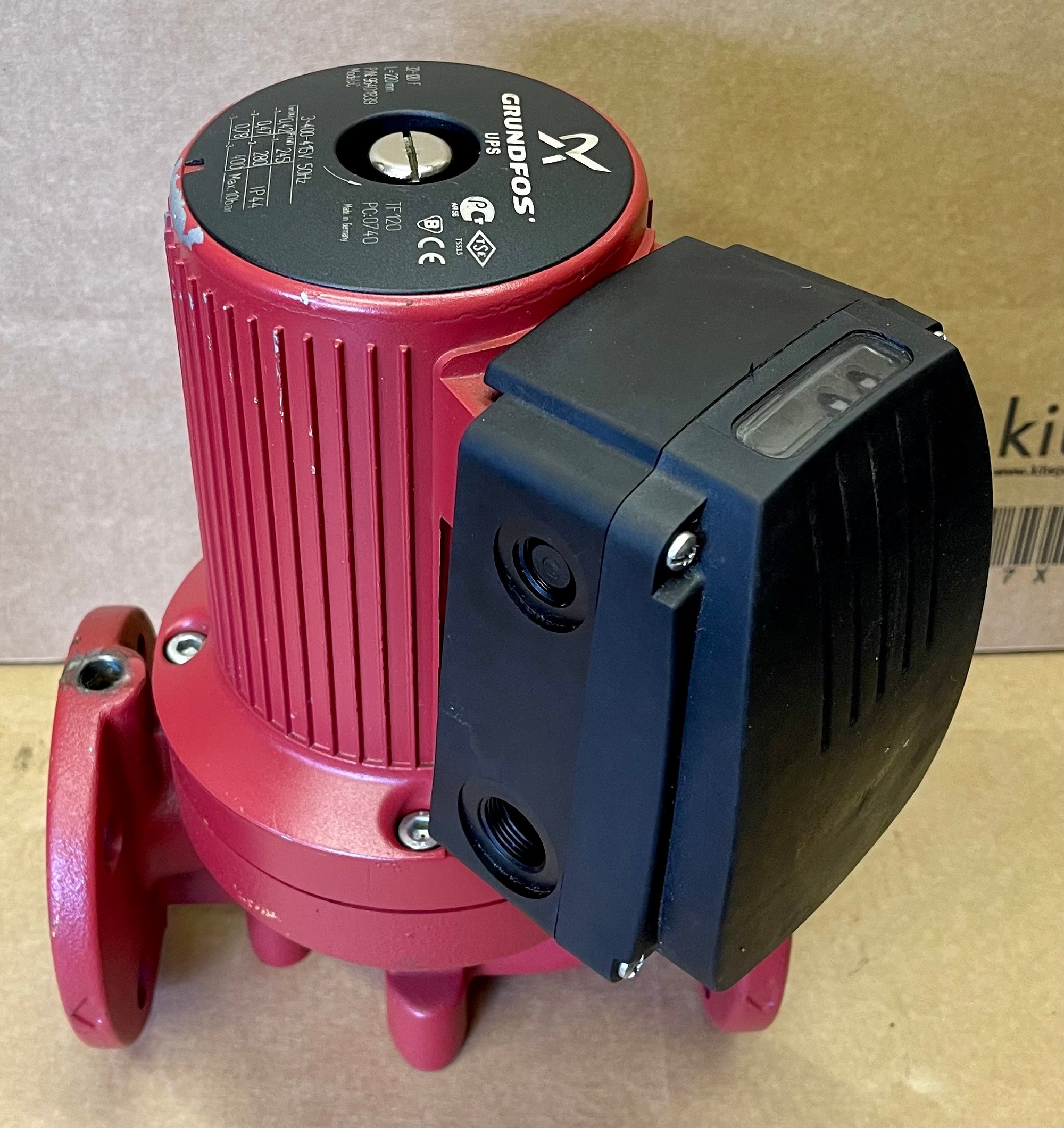 GRUNDFOS UPS 32-120 F 220 MODEL C 415V 96401839 PUMP Heating Circulator #3877 USED
