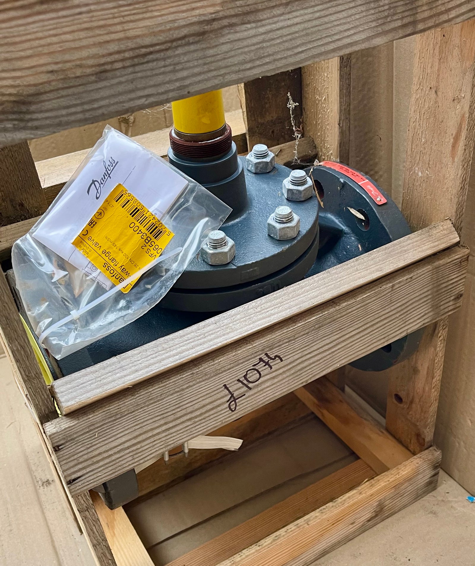 Danfoss VFS 2 145.00 m³/h Flange 065B3400 PN25 100/145 2-way seated valve steam DN100 #3982