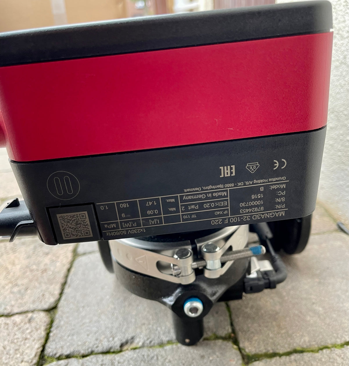 Grundfos Magna3D 32-100 F 220 Circulator Pump 97924453 #4004