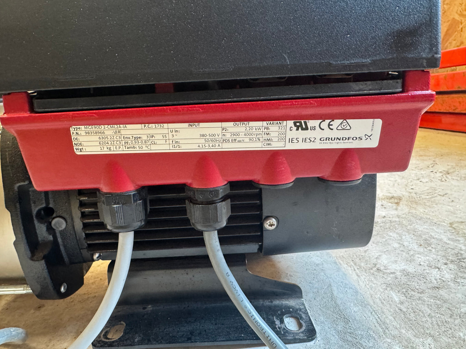Grundfos CME 10-2 A-R-I-V-AQQV S-A-D-N Horizontal Multistage Pump 415v 2.2kW  98396198 #4755 USED