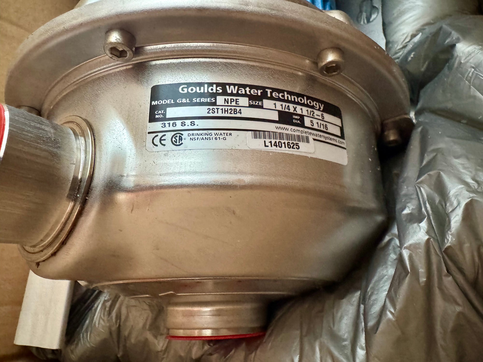 Goulds 2ST1H2B4 NPE Series SS Centrifugal Pump Model 1-1/4 x 1-1/2-6 3 HP 3500 RPM 60 hz 208-230/460 V #4748