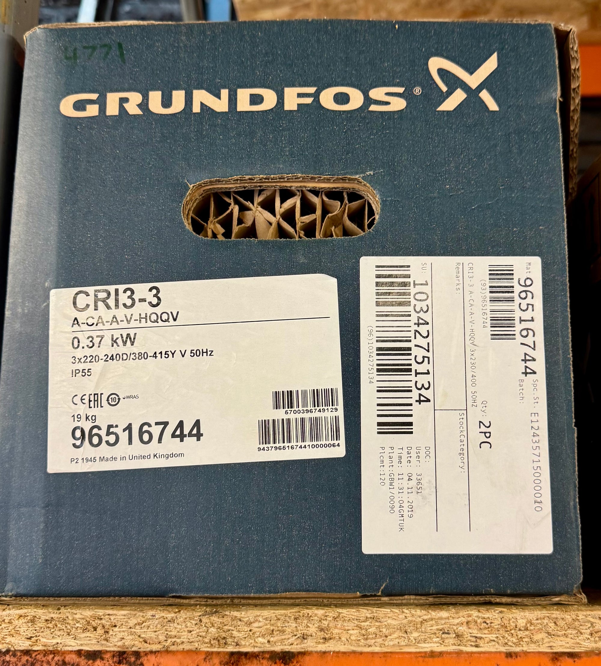 Grundfos CRI 3-3 A-CA-A-V-HQQV Stainless Vertical Multistage Pump 96516744 0.37kW #4771