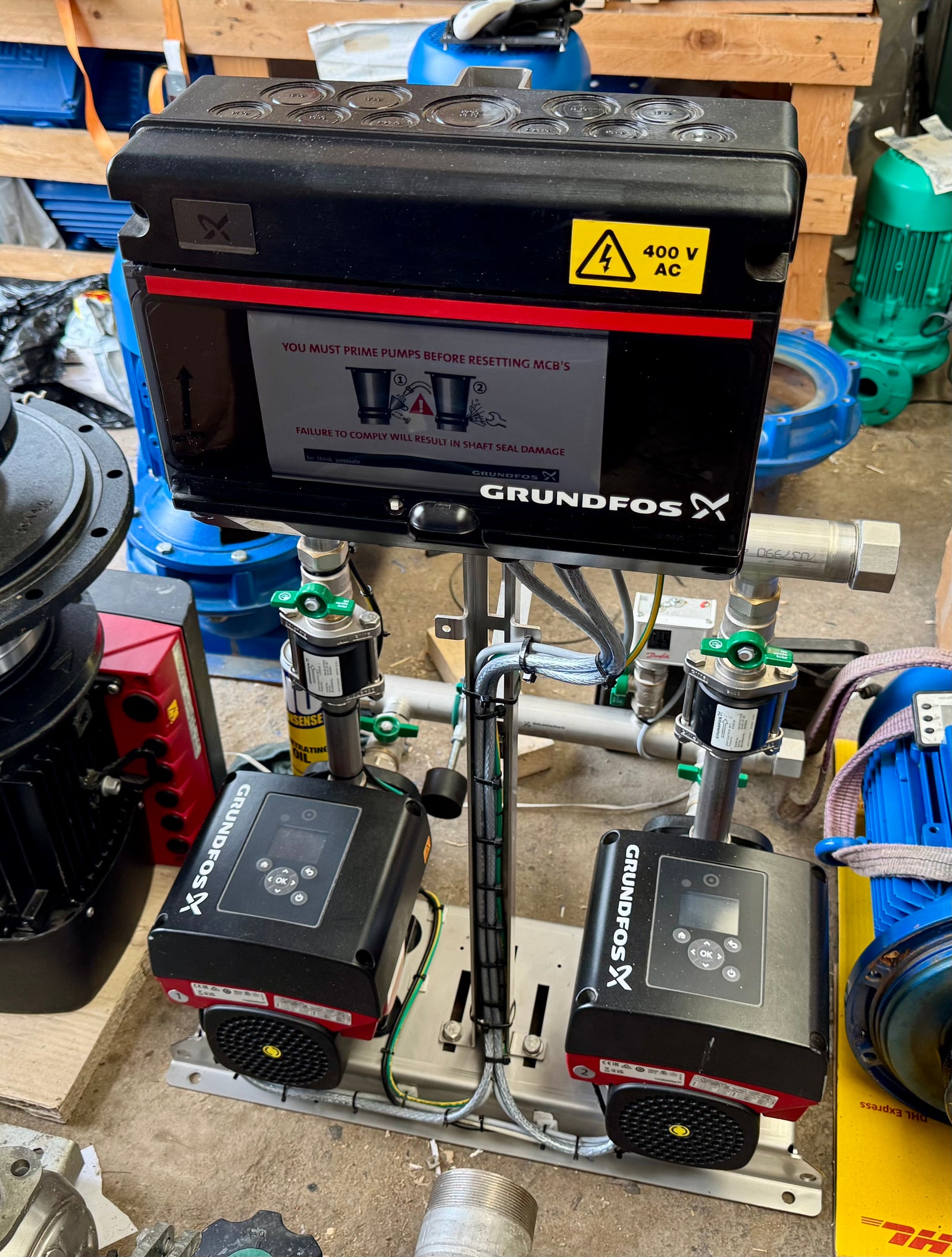 Grundfos HYDRO MULTI-E 2 CME 3-3 Booster Set Pump 415v 92785997 #4777