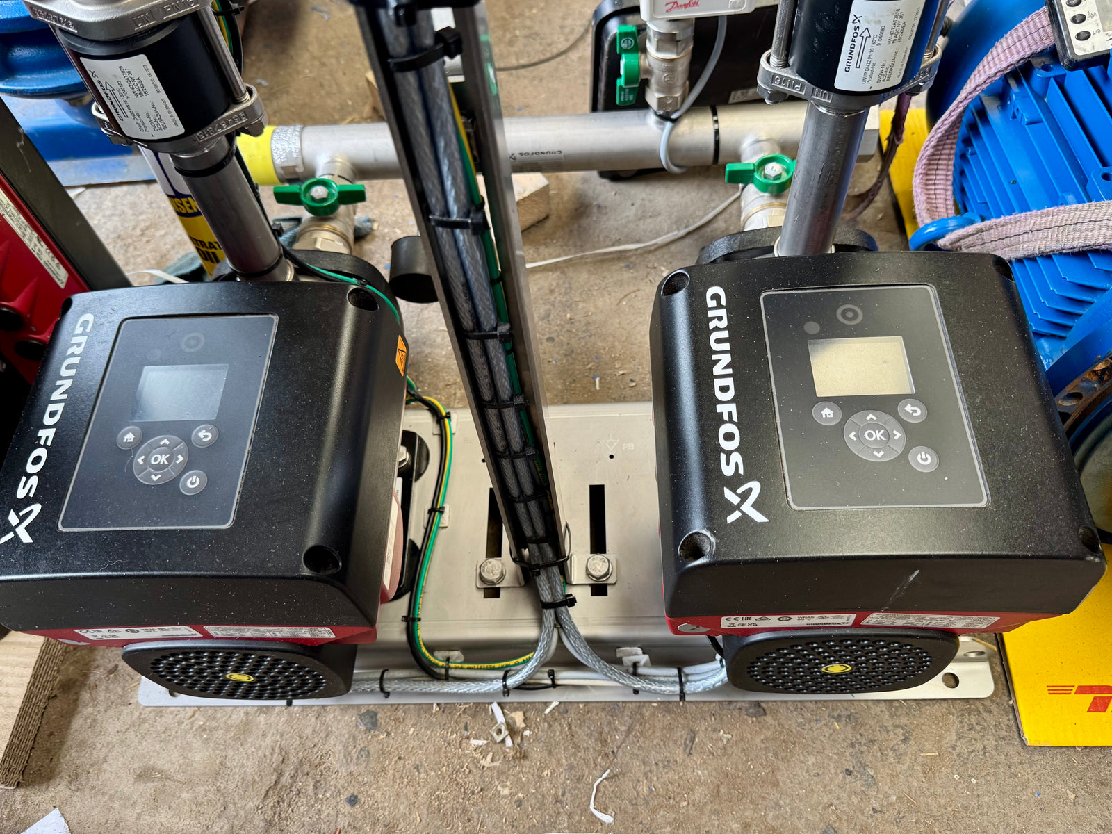 Grundfos HYDRO MULTI-E 2 CME 3-3 Booster Set Pump 415v 92785997 #4777