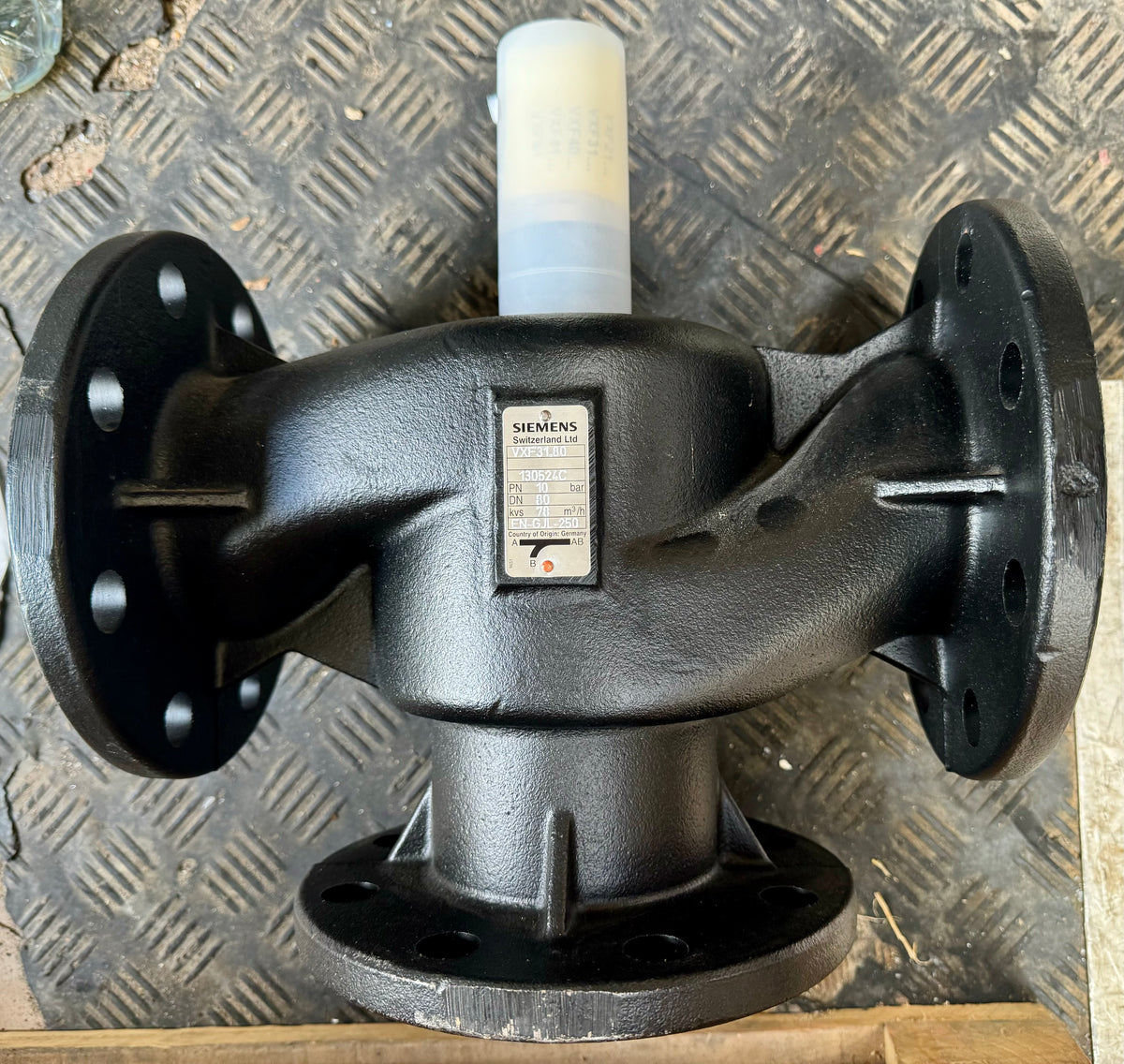 Siemens VXF31.80 3-port seat valve, flanged, PN10, DN80, kvs 78 #4281