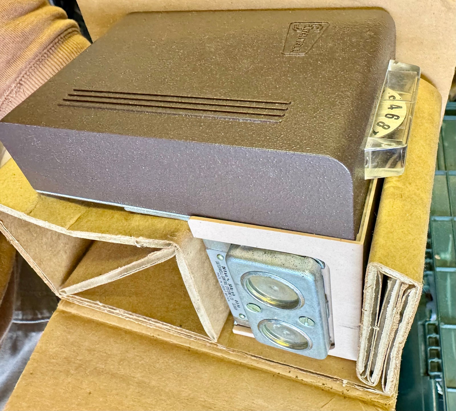 Satchwell Schneider XRM 1201 Rotary valve actuator 24v 471 1 201 #4287