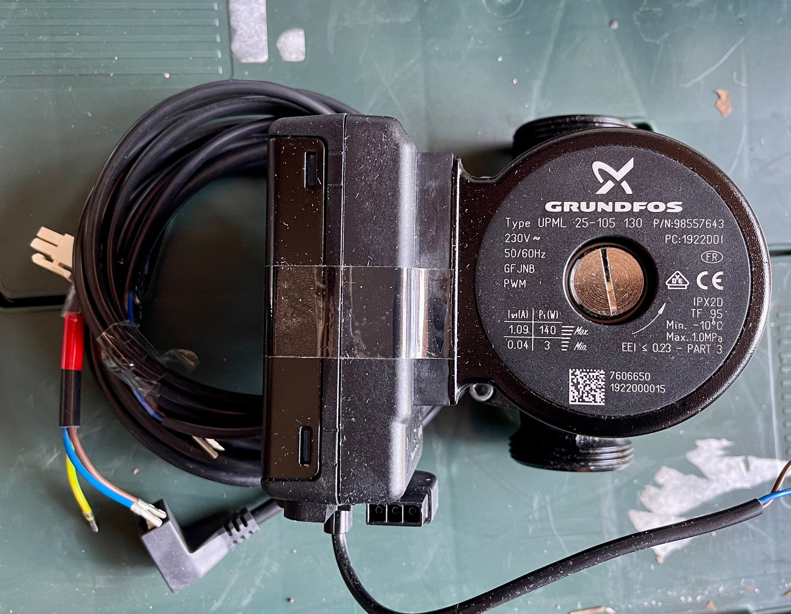 Grundfos UPML 25-105 circulator Pump 98557643 240v #3584