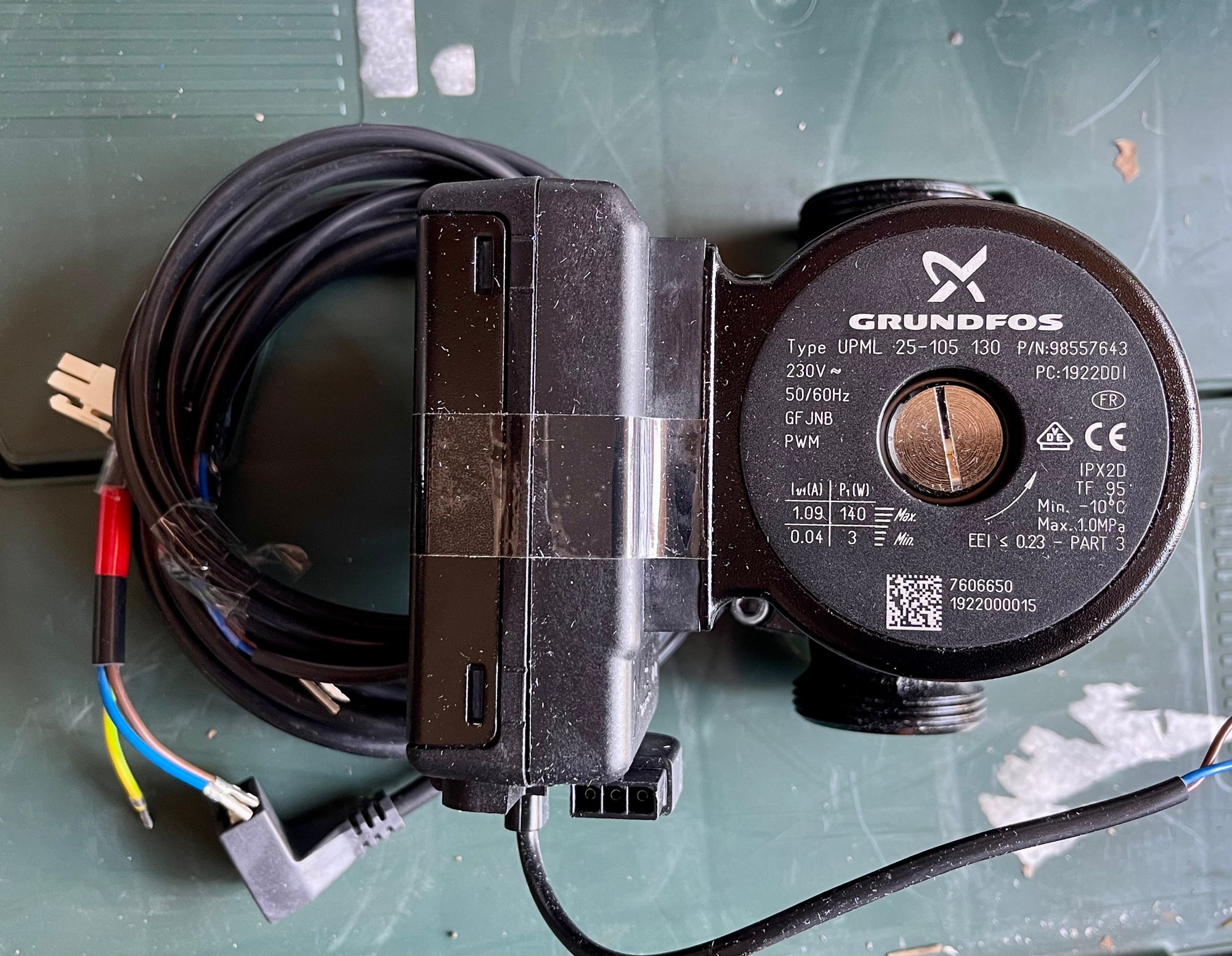 Grundfos UPML 25-105 circulator Pump 98557643 240v #3584