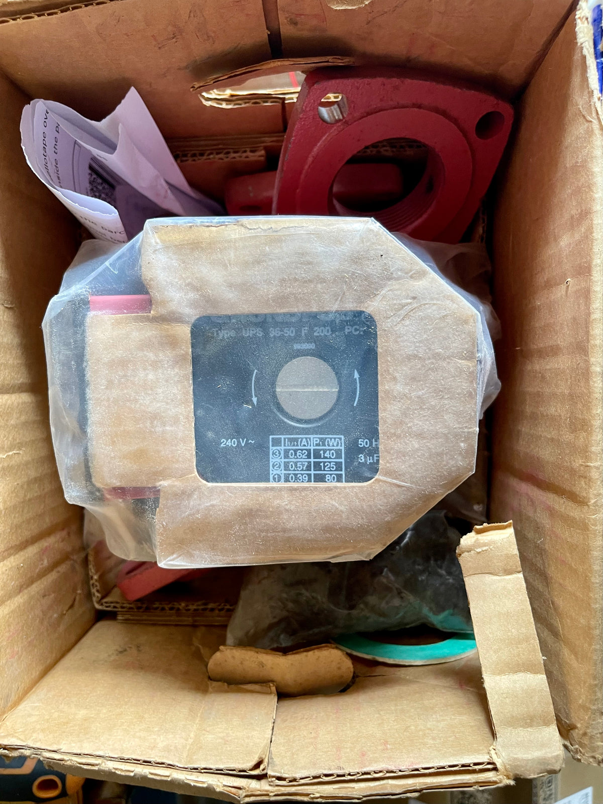 Grundfos UPS 36-50 F 200 Circulator Pump Square Flange 52001119 #3609