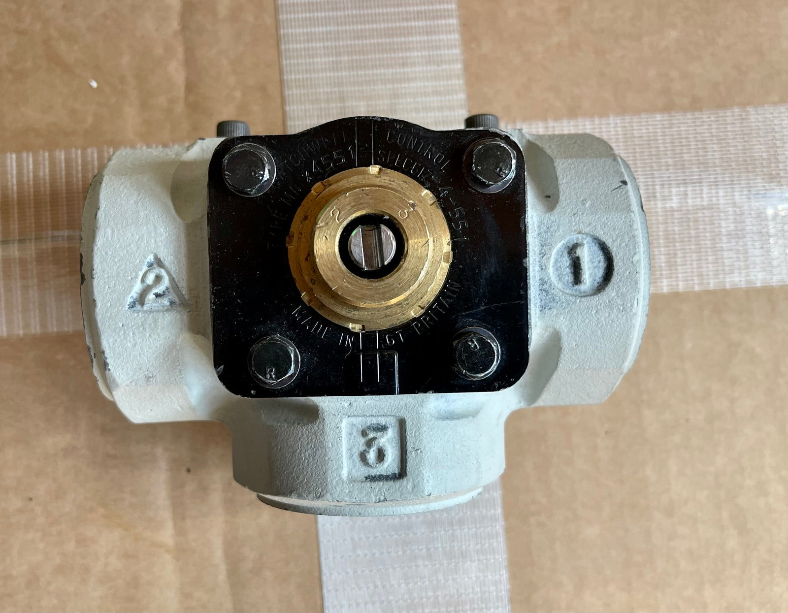 Satchwell Schneider MBX 4551 1 1/4" 3 Port Rotating Valve Brass #3543