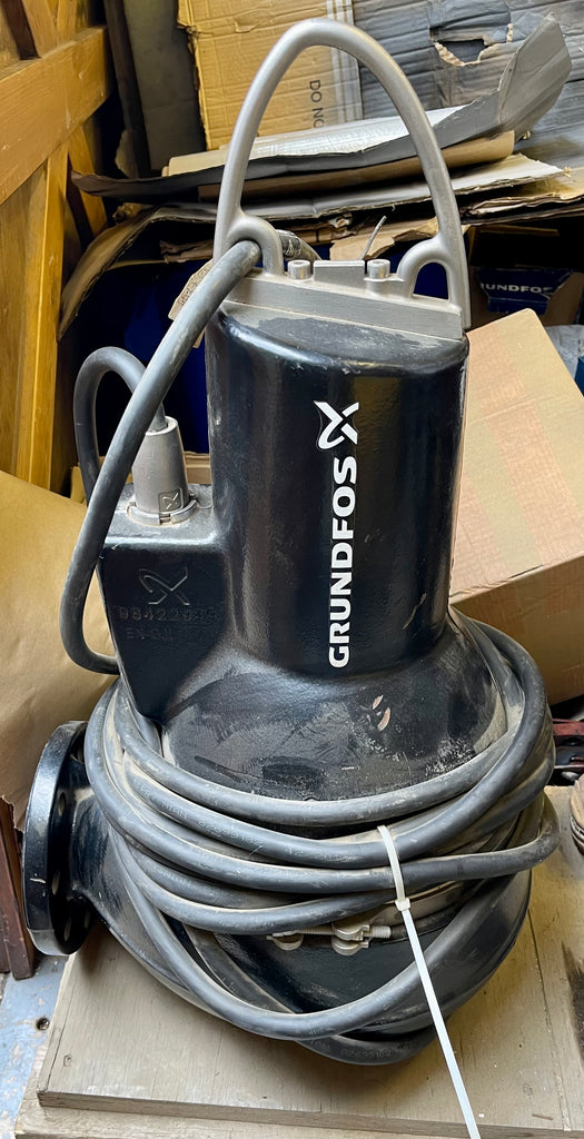 Grundfos SLV 80.80.13.4.50D.C 98624692 1.3 kW 415v Submersible Waste Pump Dn80 #3663