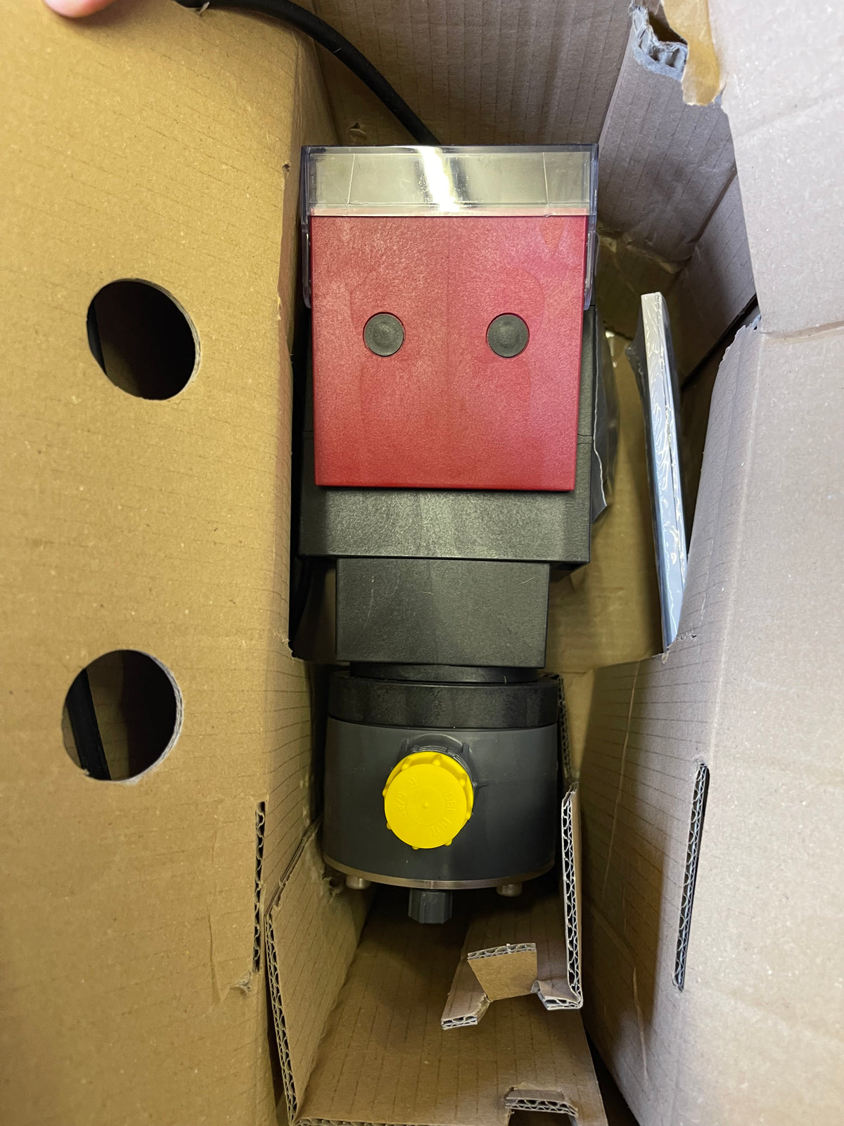 GRUNDFOS DDA 30-4 AR PVC Dosing Pump 97722252 #3664