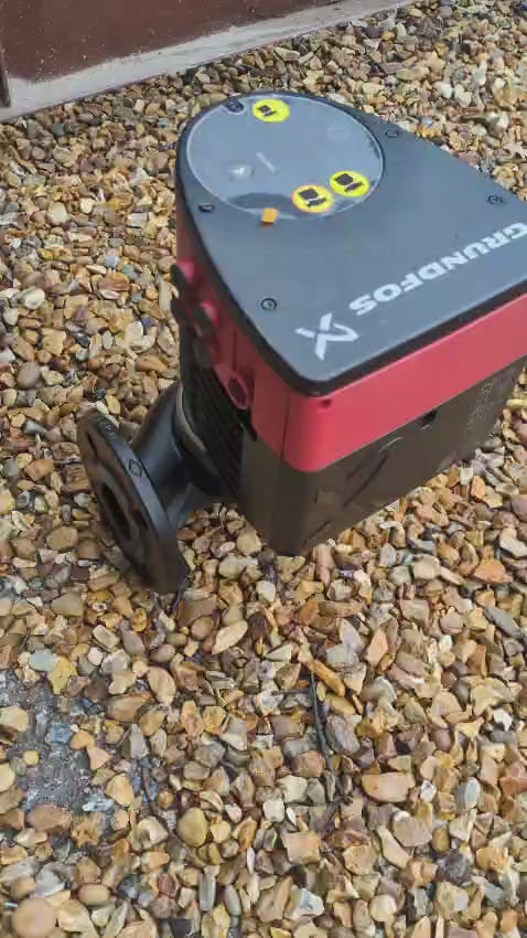 Grundfos Magna1 50-120 F Circulator Pump 240V 99221336 #4782/98 USED