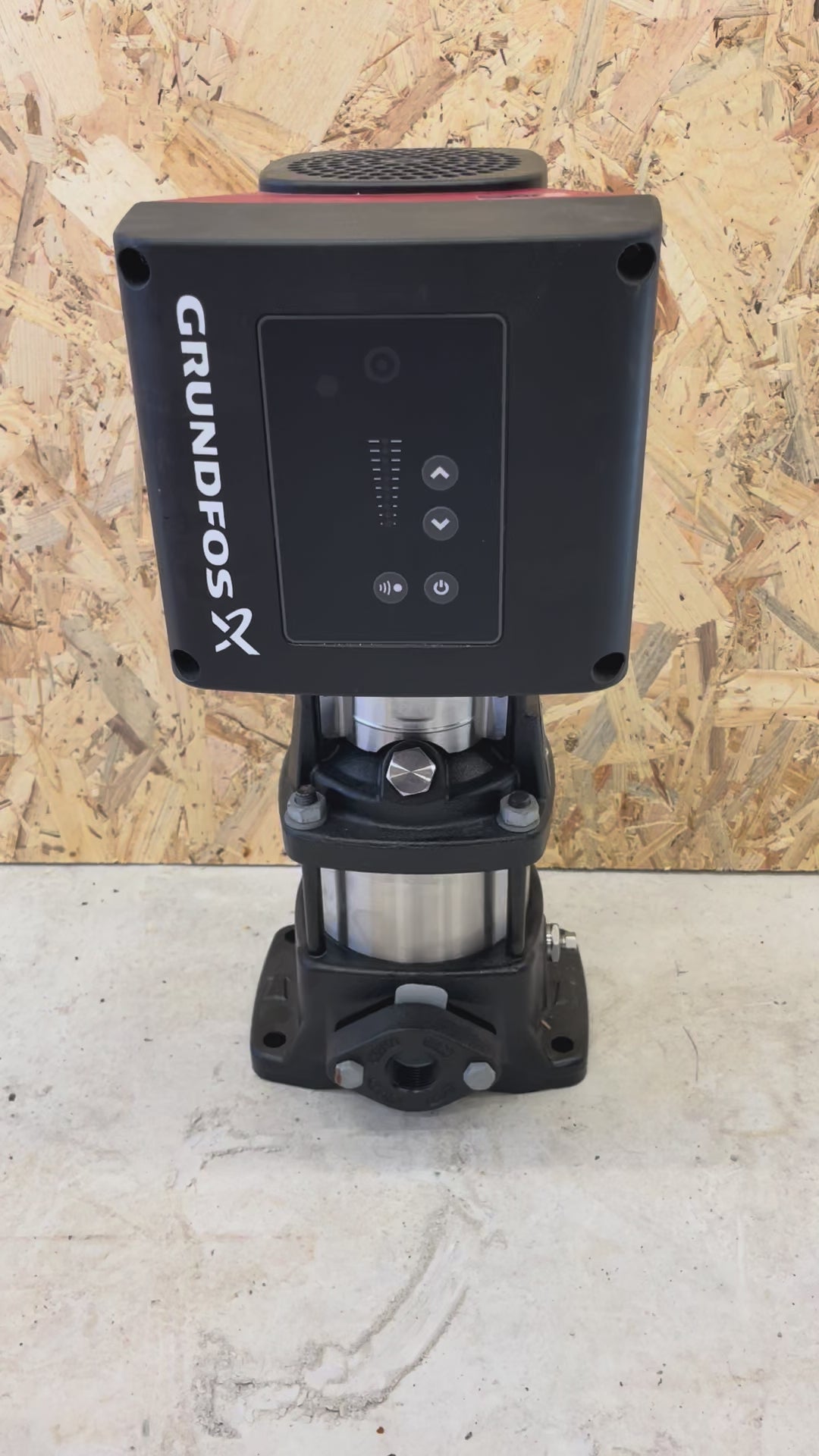 Grundfos CRE 1-6 A-A-A-E-HQQE Vertical Multistage Pump 230v 0.55kW 98389279 #4715