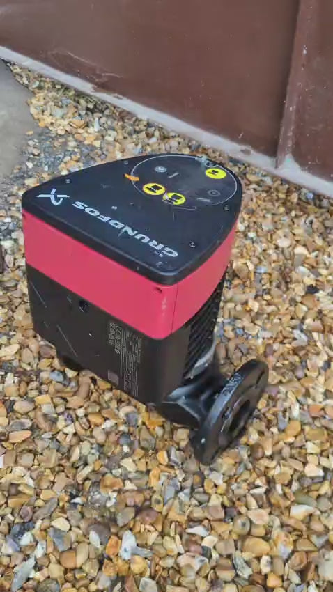 Grundfos Magna1 50-100 F Circulator Pump 240V 99221335 #4783 USED