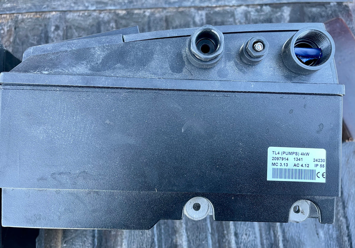 Wilo IPE DPE Controller Terminal Box Inverter 4kw 2097914 #2745 Used