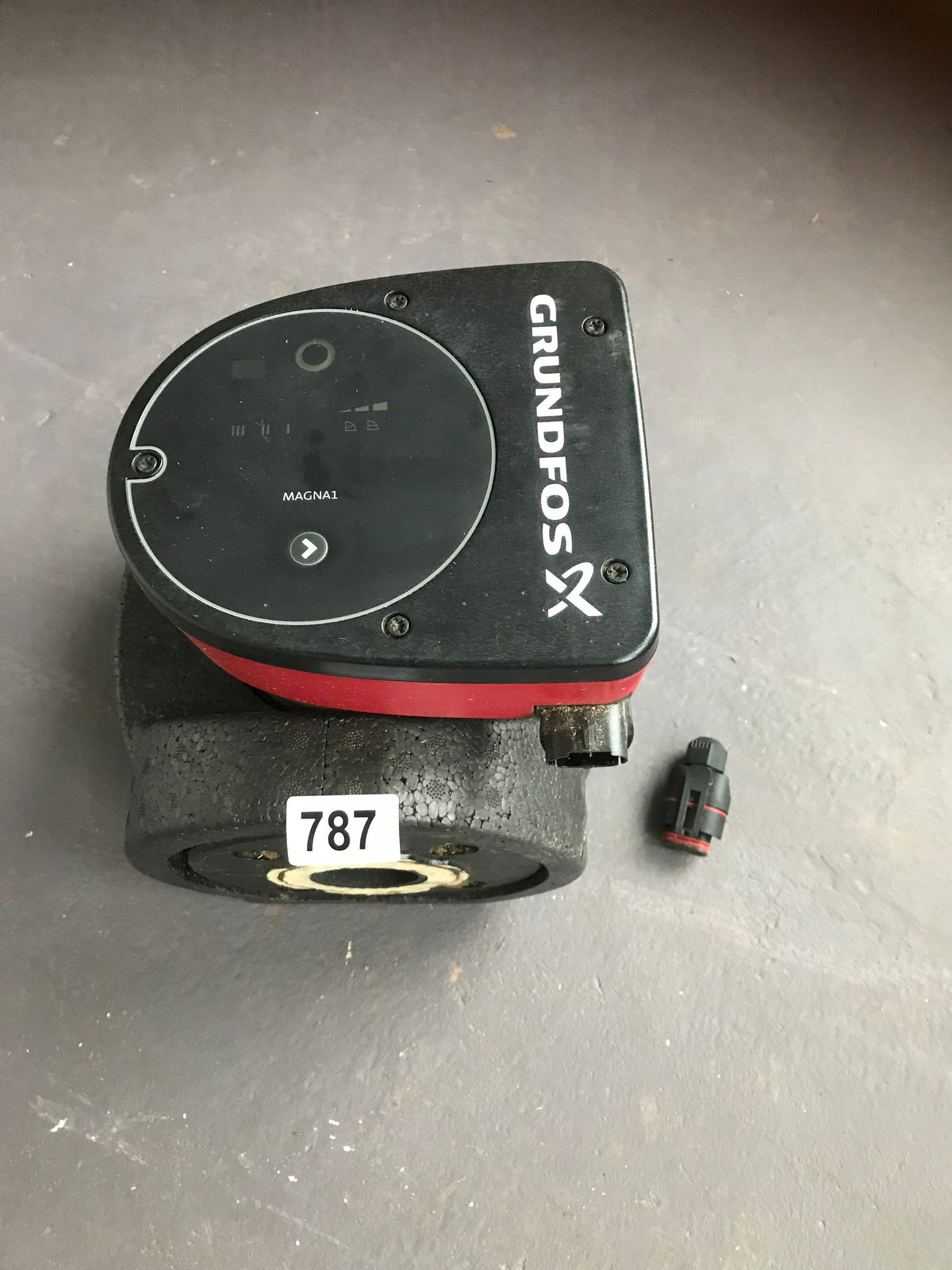 Grundfos Magna1 40-60F 1PH Flanged Pump Heating Circulator 240v #781 used