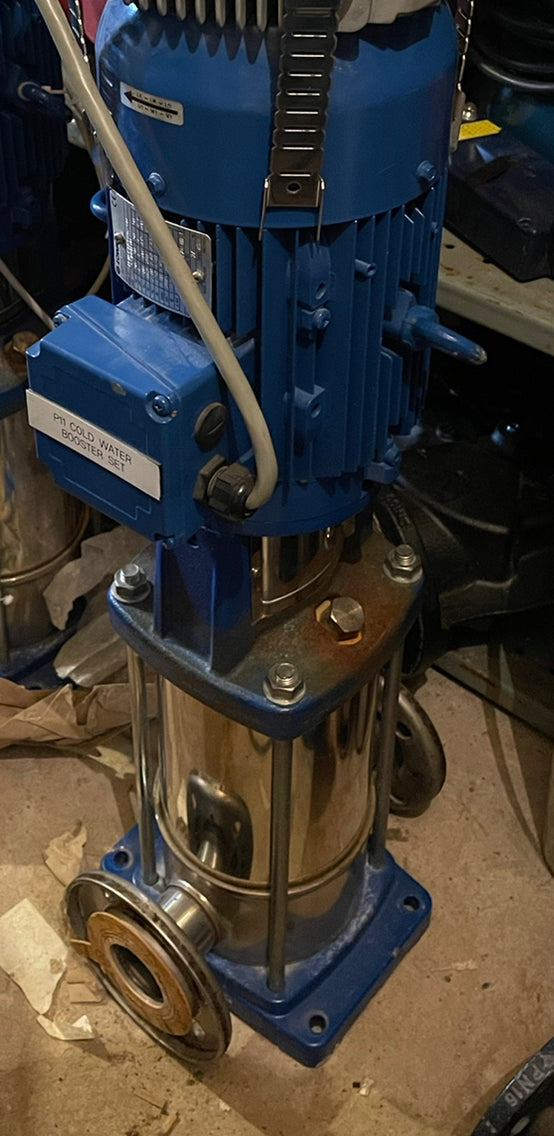 Lowara 15SV04F040T/D Vertical Multistage Pump 4kw 415v 1216LD431YXXXTD #2868 Used