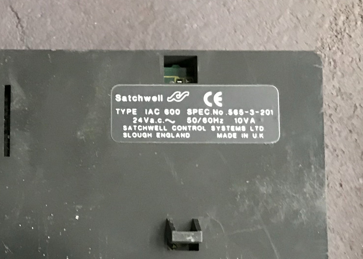 Schneider Satchwell Ivensys IAC 600  Intelligent Controller touch screen #776