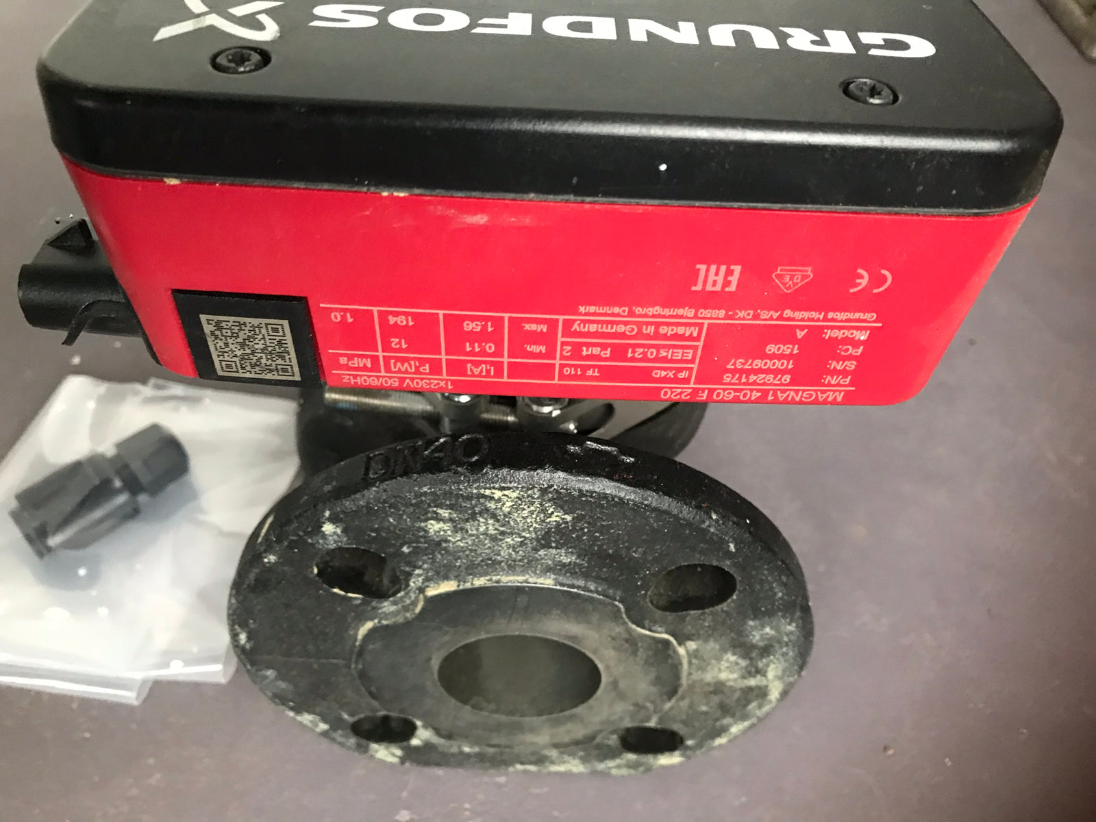 Grundfos Magna1 40-60F 1PH Flanged Pump Heating Circulator 240v #781 used