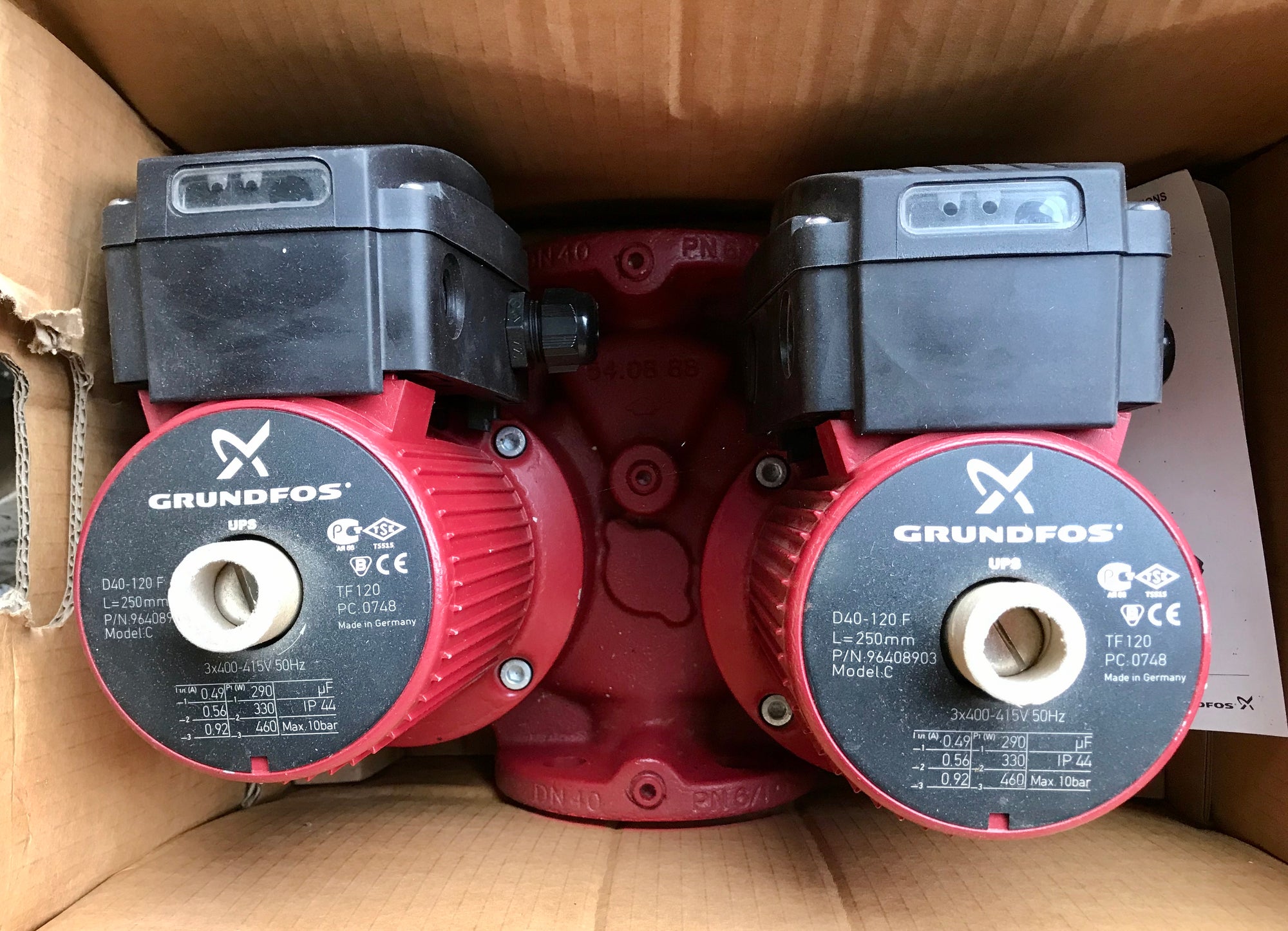 Grundfos UPSD 40-120 (250) Twin Head Commercial Circulator 415v 96408901 #2010