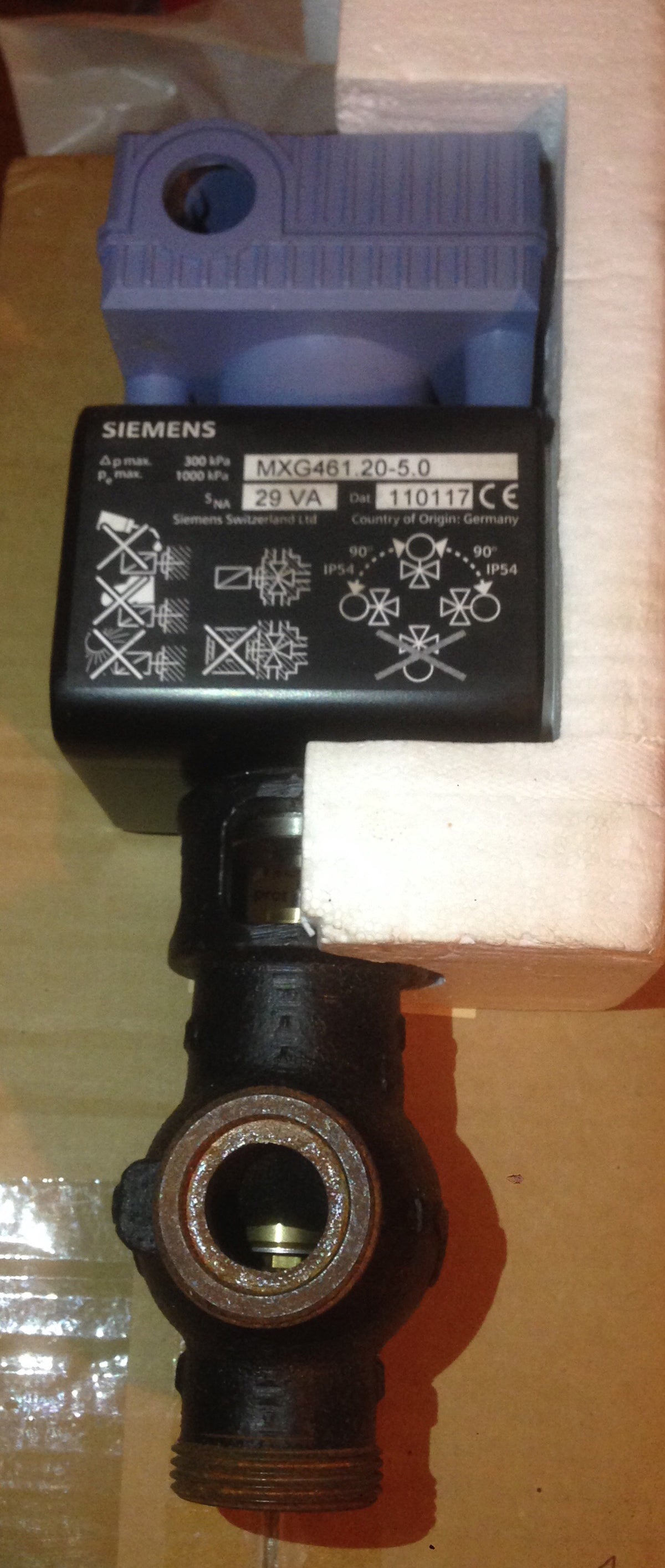 Siemens MXG461.20-5.0 Mixing/2-port magnetic control valve, external thread, PN16, DN20, kvs 5, AC / DC 24 V, DC 0/2...10 V / 4...20 mA #611