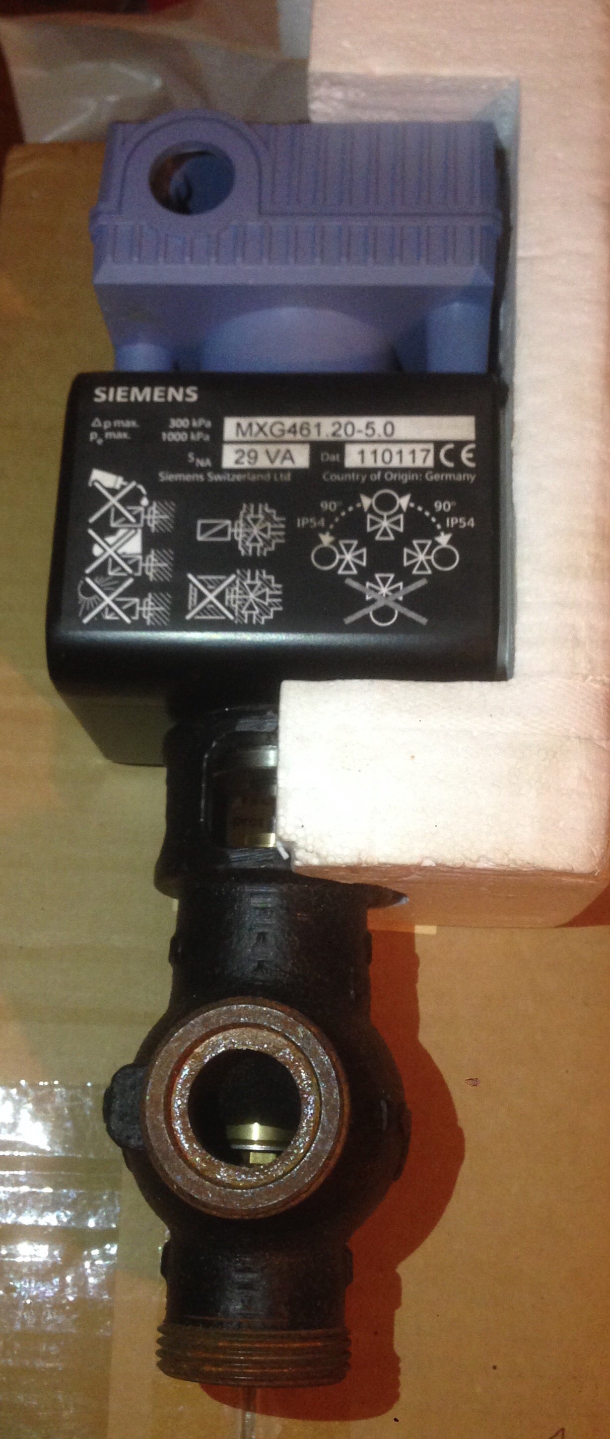 Siemens MXG461.20-5.0 Mixing/2-port magnetic control valve, external thread, PN16, DN20, kvs 5, AC / DC 24 V, DC 0/2...10 V / 4...20 mA #611