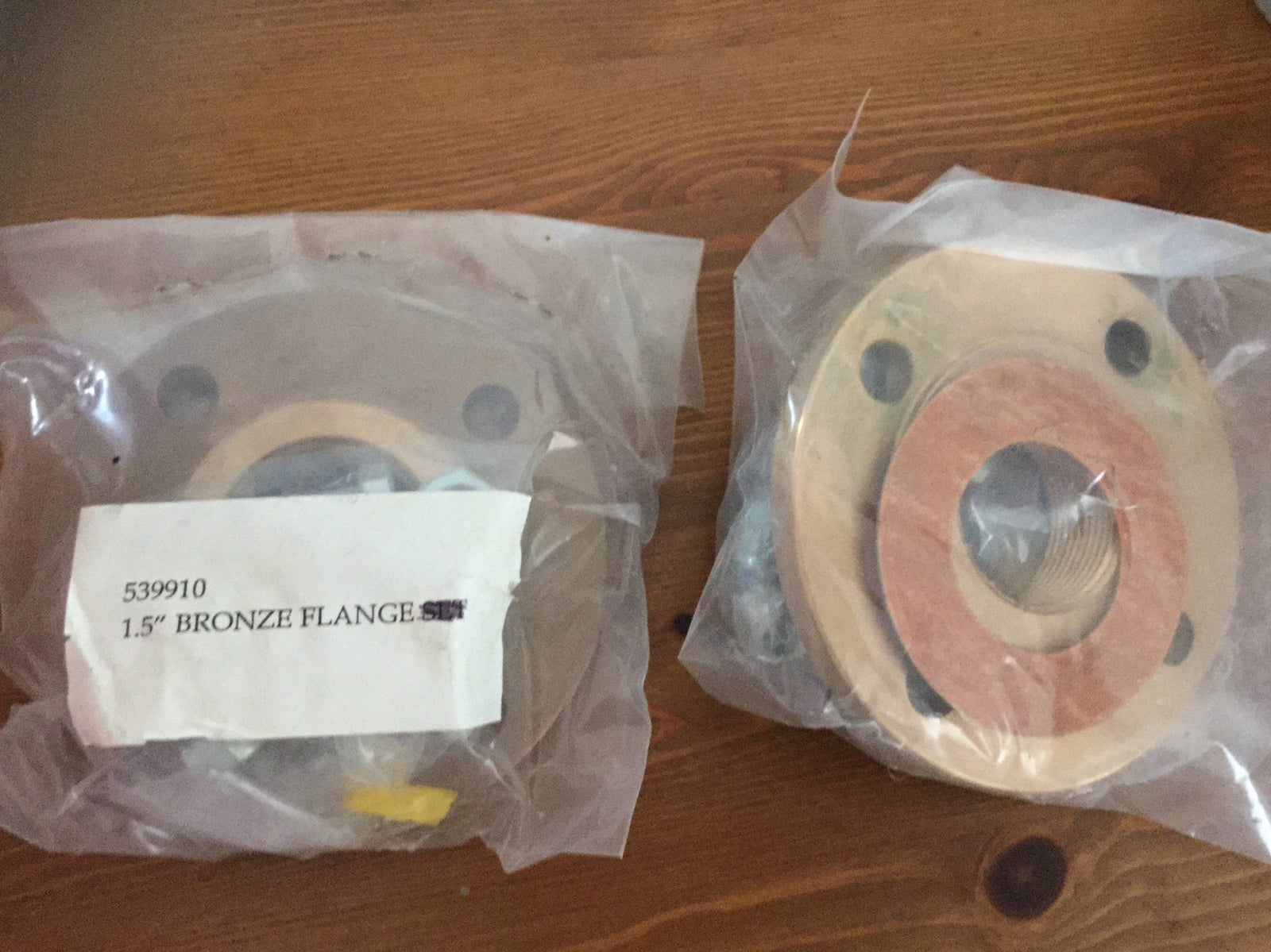 Grundfos Bronze Flange Set (1 1/2" BSPF) for UPS 40-50FN, 40-80F and UP40FB Hot Water Circulators (539910) #513