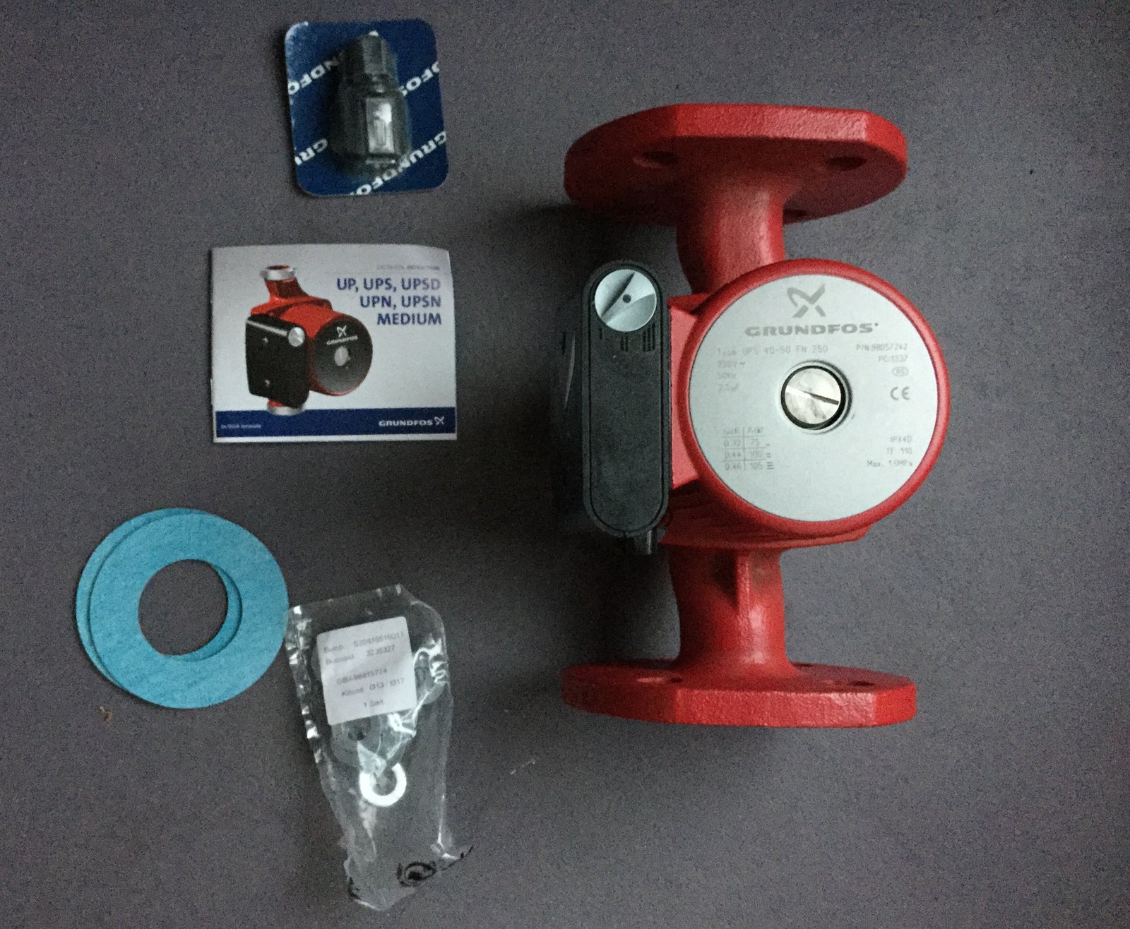 Grundfos UPS 40-50 FN 250 98057242 Stainless Steel Circulating Pump #671 +VAT